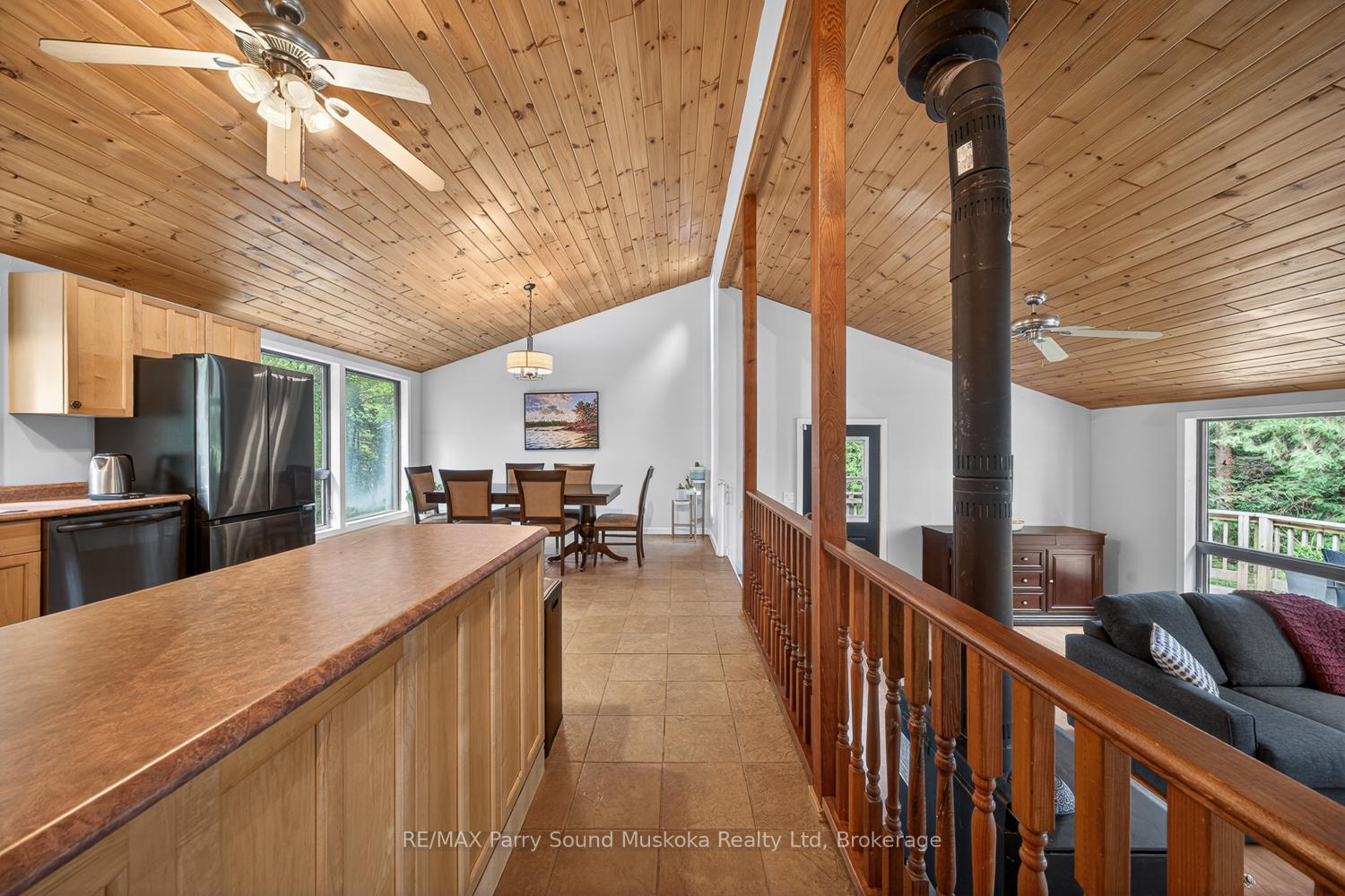 34 SILVER POINT Drive, Seguin — photo 5 of 5