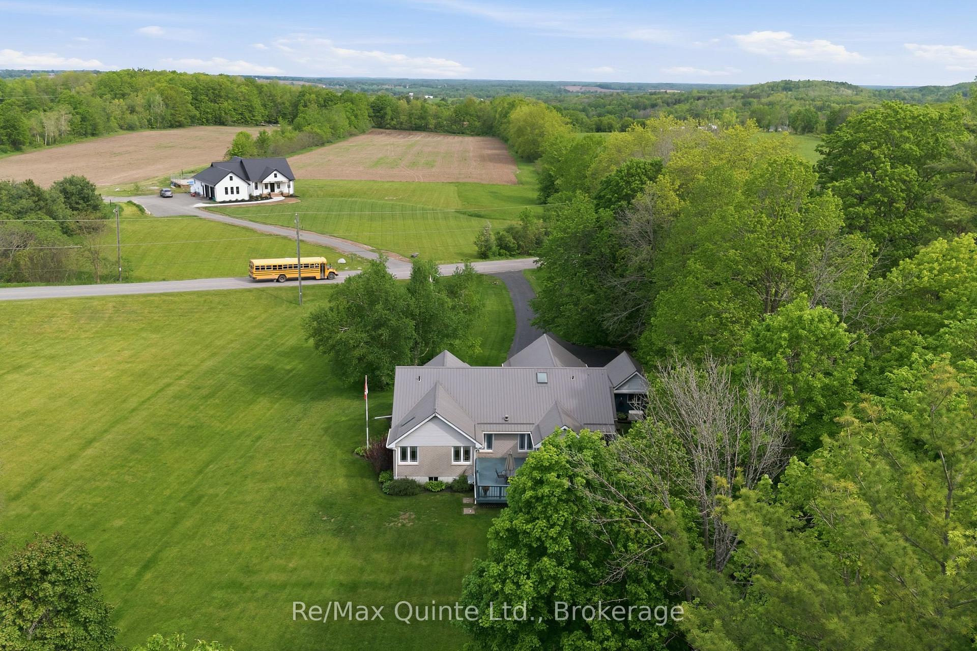 302 Clearview Road, Belleville, ON K0K 3E0 — Belleville, Ontario