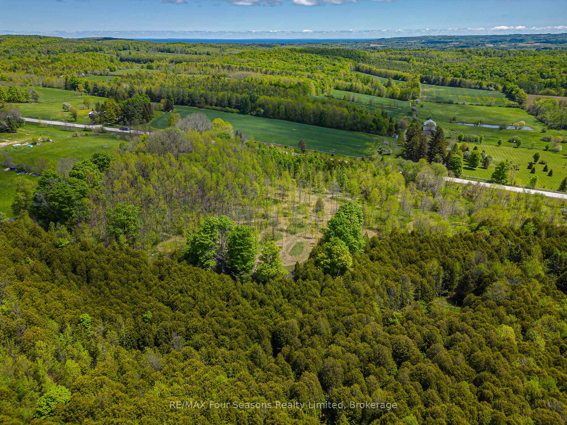 PT LT 12 Part 1 18 Grey Road, Meaford — photo 2 of 5
