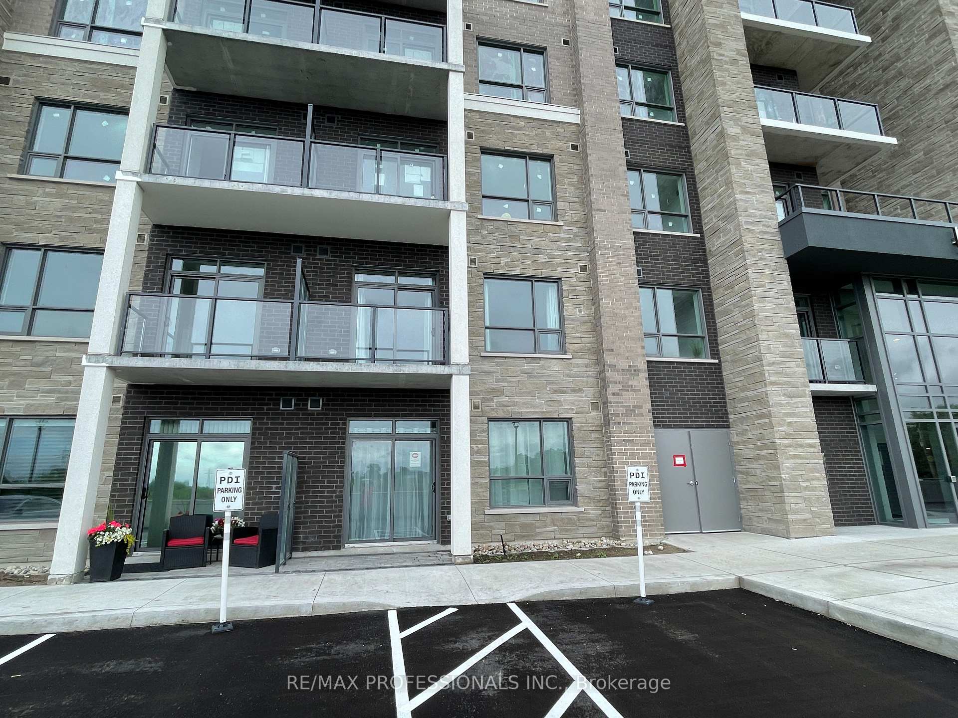 5055 Greenlane Road 202, Lincoln — photo 3 of 5