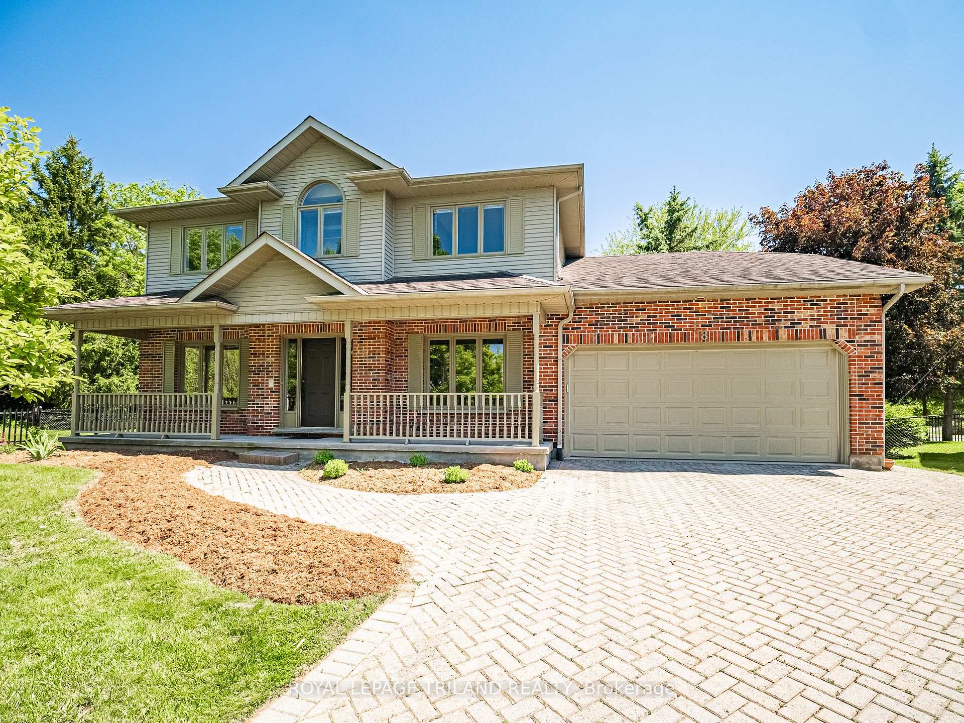 18 Angus Court W, London North, ON N5X 3J4 — London North, Ontario