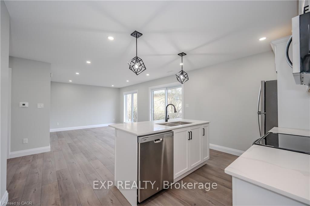 16A Hincks Street, Wilmot — photo 4 of 5