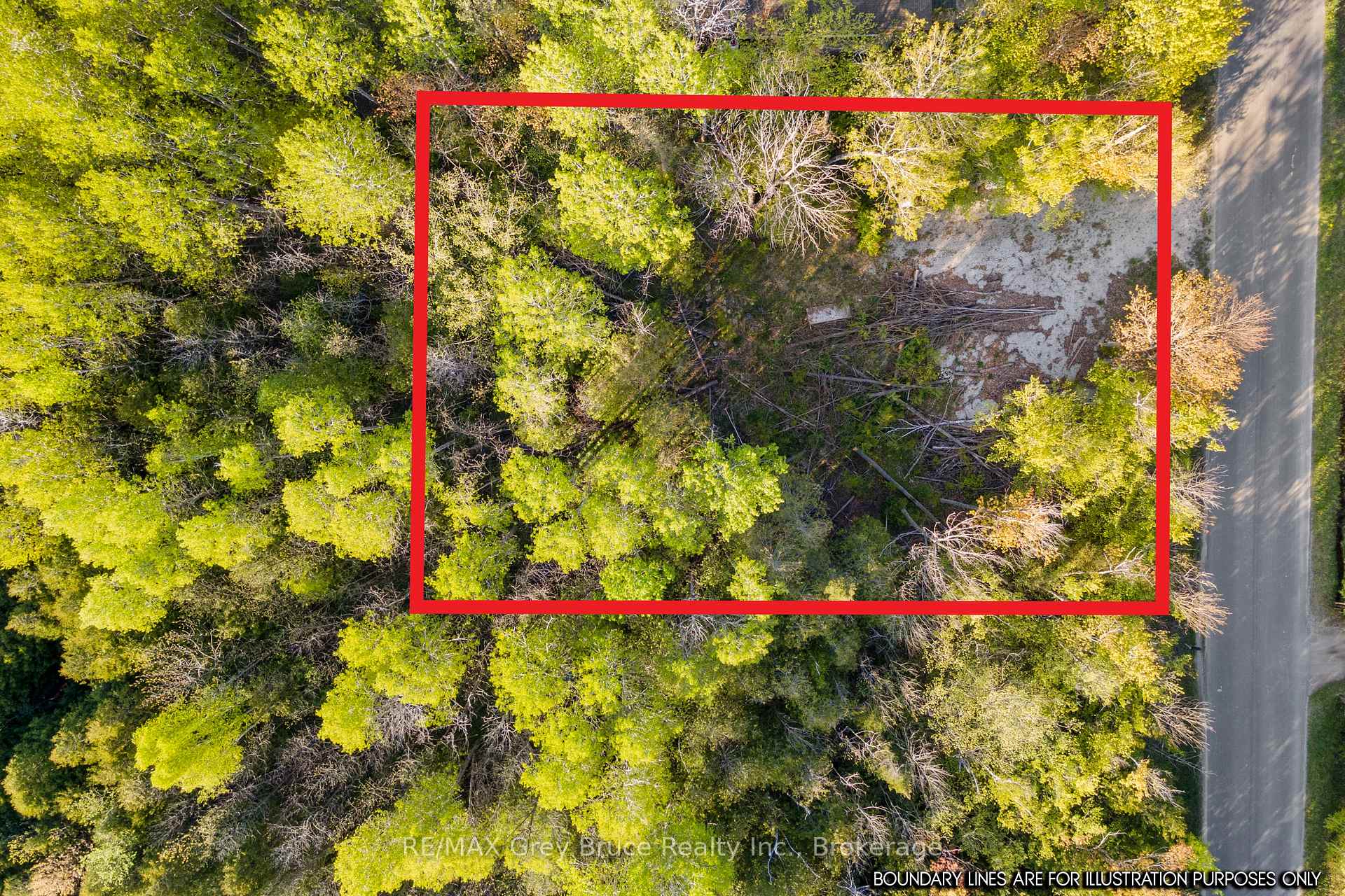 71 MAPLE Drive, Northern Bruce Peninsula — photo 2 of 5