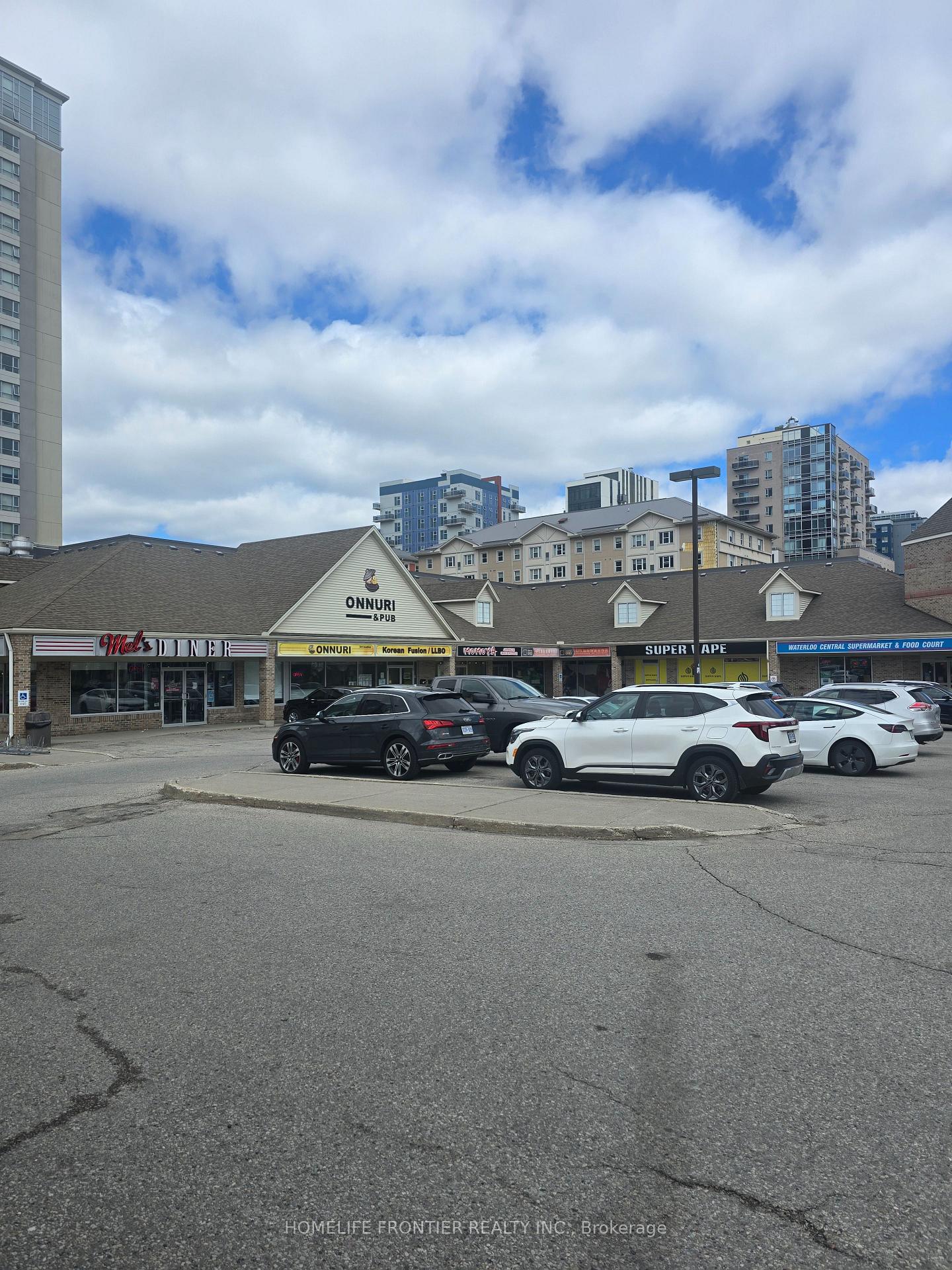 140 University Avenue W 6B, Waterloo — photo 5 of 5