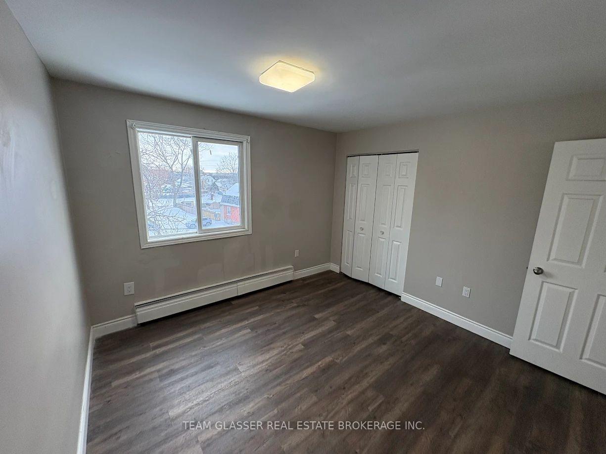 52 Hiawatha Street 301, St. Thomas — photo 5 of 5