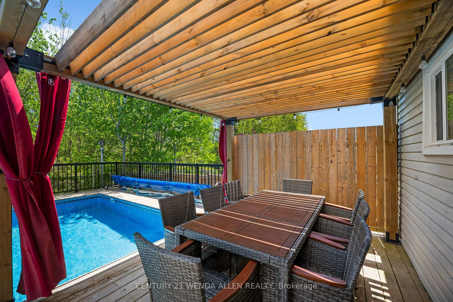 692 Ewing Street, Cobourg — photo 5 of 5
