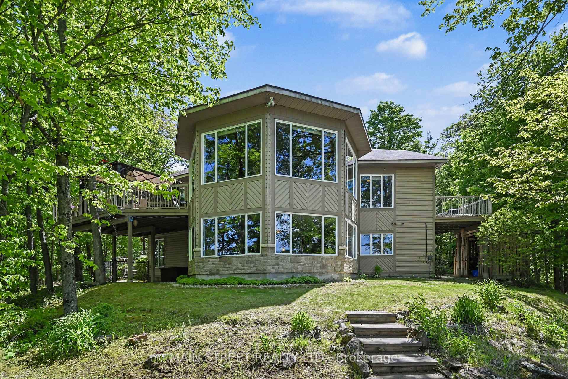 100 Rainbow Lane, Tay Valley, ON K0H 2B0 — Tay Valley, Ontario