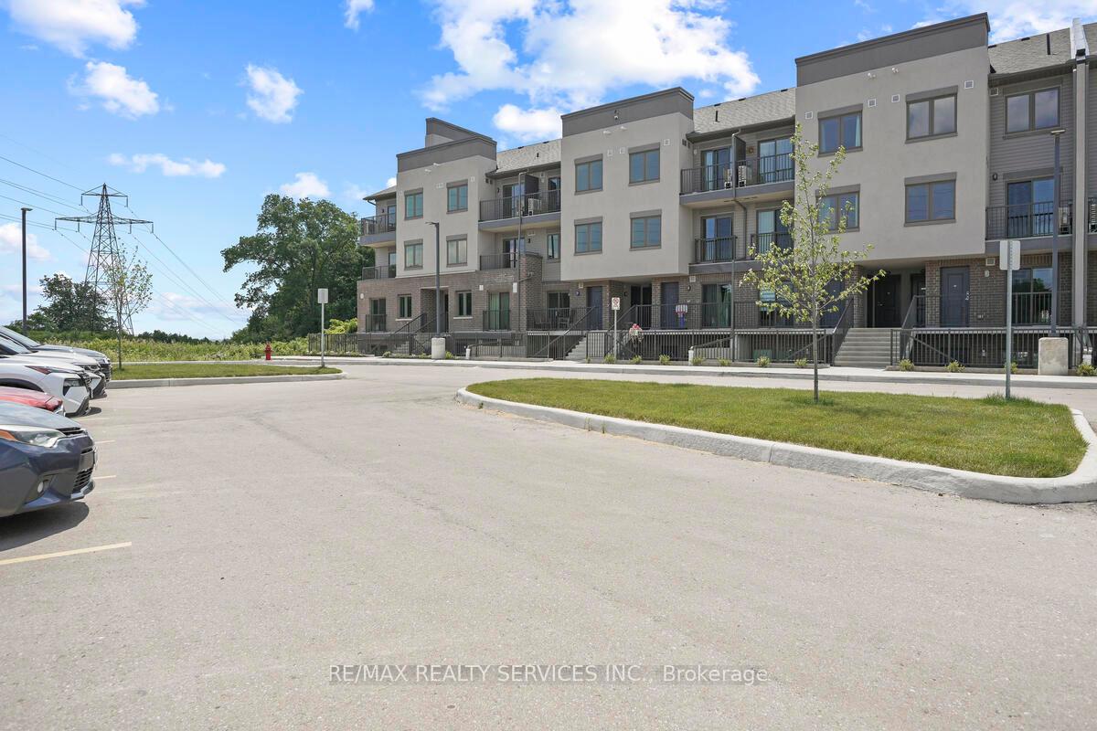 370 Fisher Mills Road 36, Cambridge, ON N3C 0G8 — Cambridge, Ontario