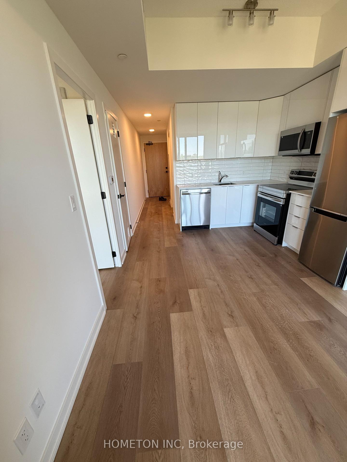 33 Erie Avenue 401, Brantford — photo 3 of 5