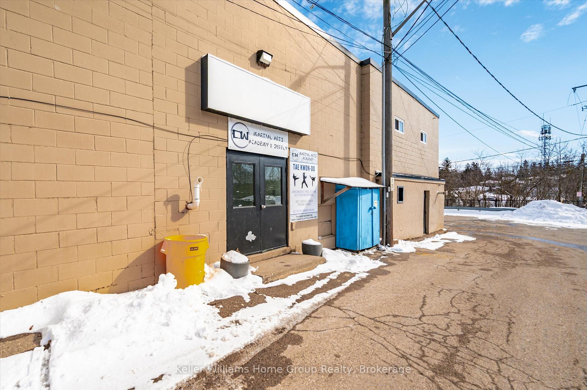380 St Andrew Street W, Centre Wellington — photo 3 of 5