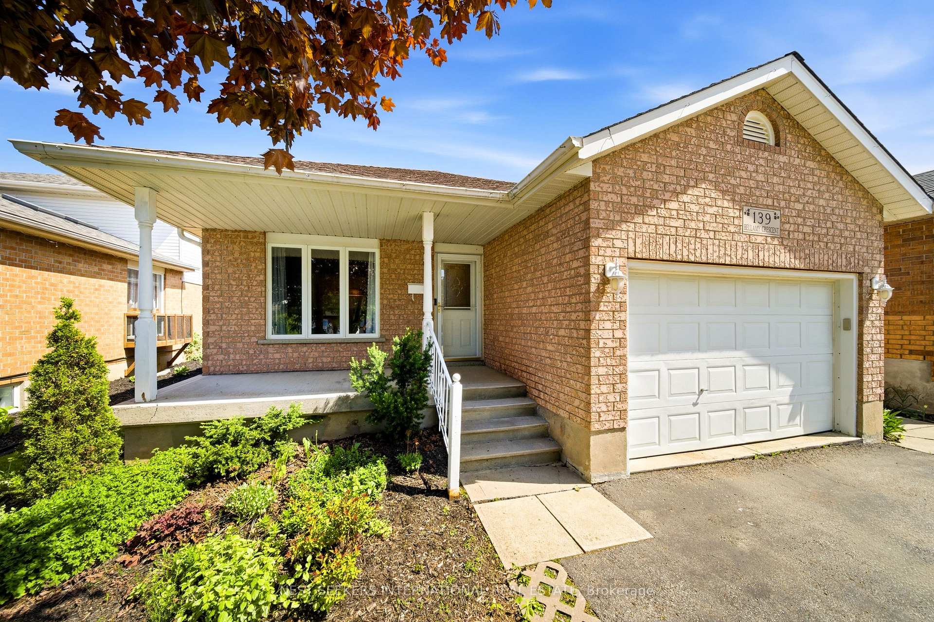 139 Bellamy Crescent MAIN, Centre Wellington — photo 3 of 5