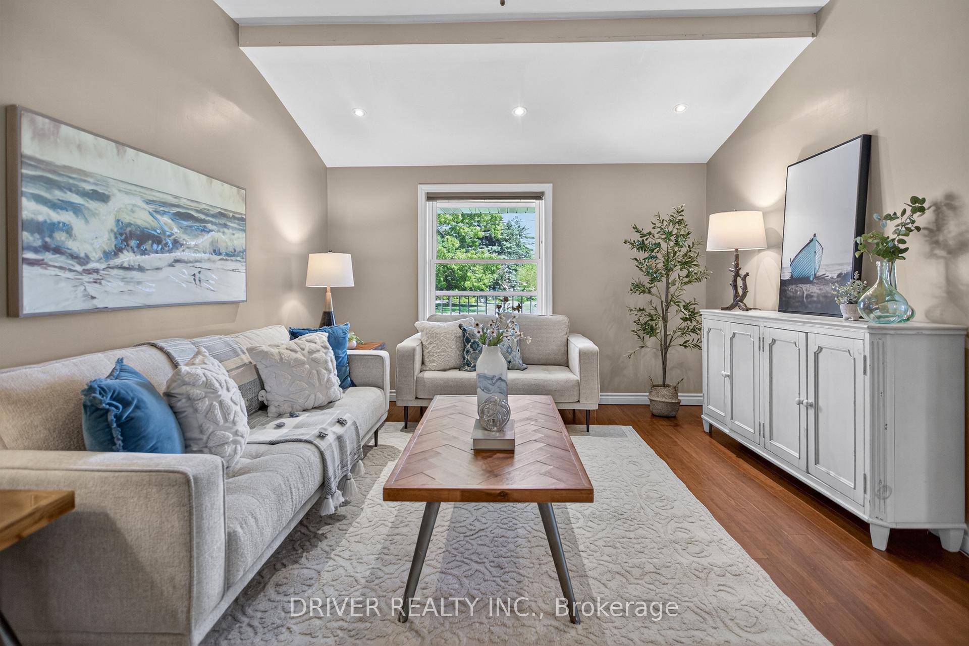 230 Alma Street, St. Thomas — photo 5 of 5