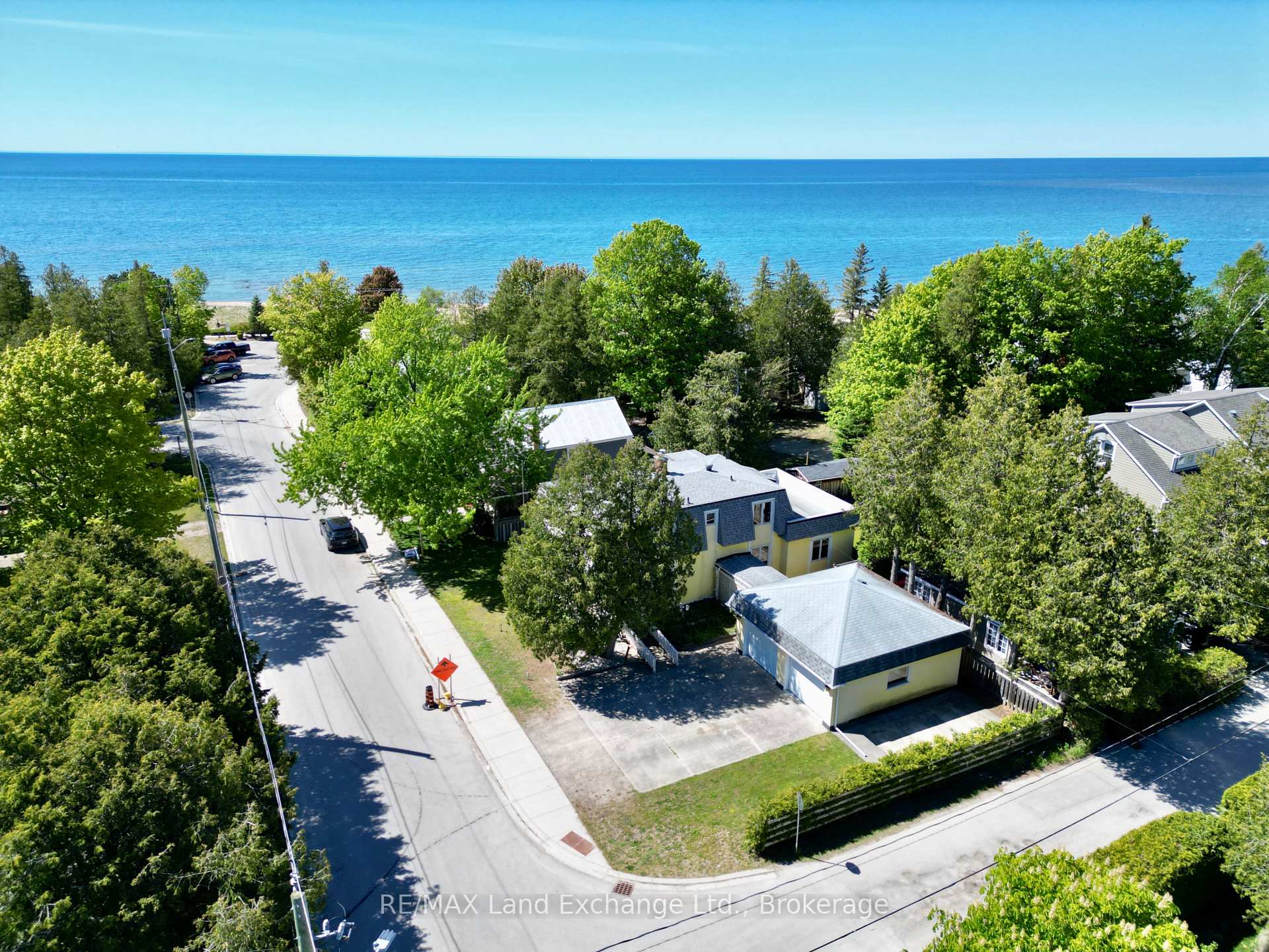 66 Chantry View Drive, Saugeen Shores — photo 3 of 5