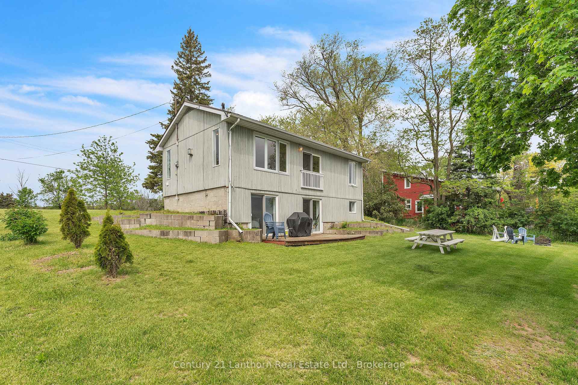 124 Richardson Lane, Prince Edward County — photo 2 of 5