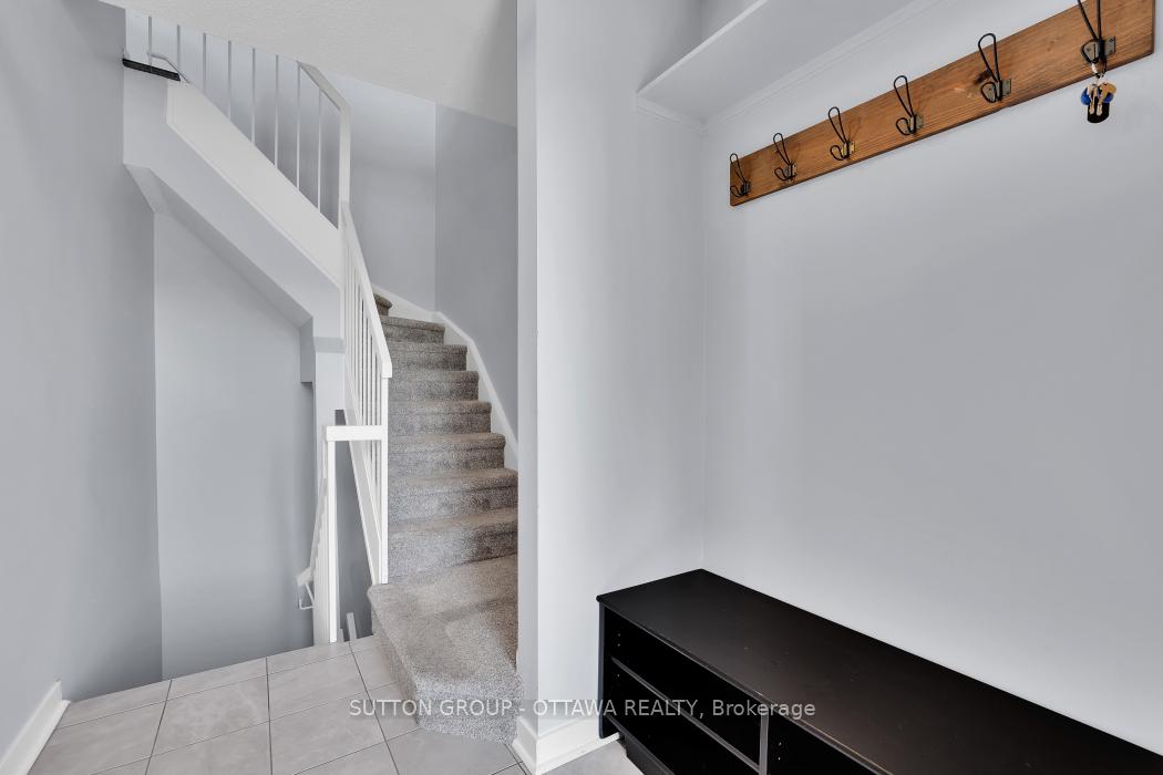 1835 Marsala Crescent 201, Orleans - Cumberland and Area — photo 4 of 5