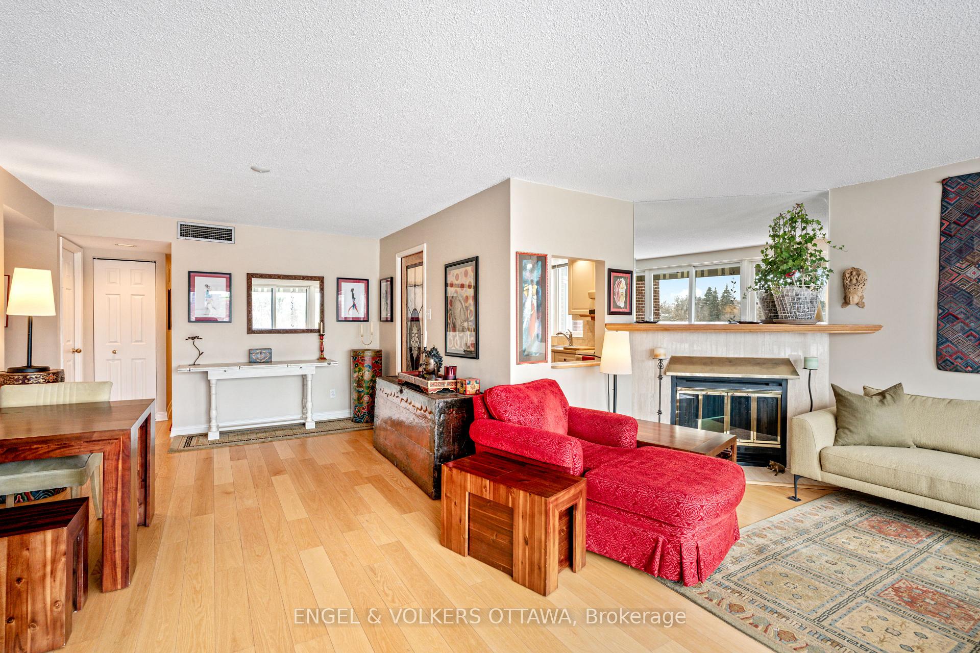 555 WILBROD Street 103, Lower Town - Sandy Hill — photo 3 of 5