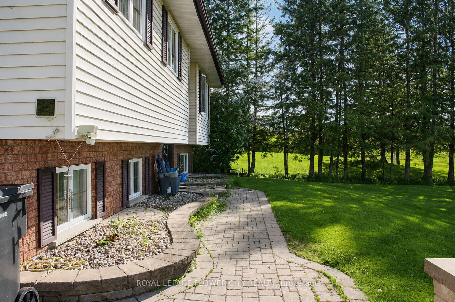 18528 Paragon Road, South Glengarry — photo 5 of 5