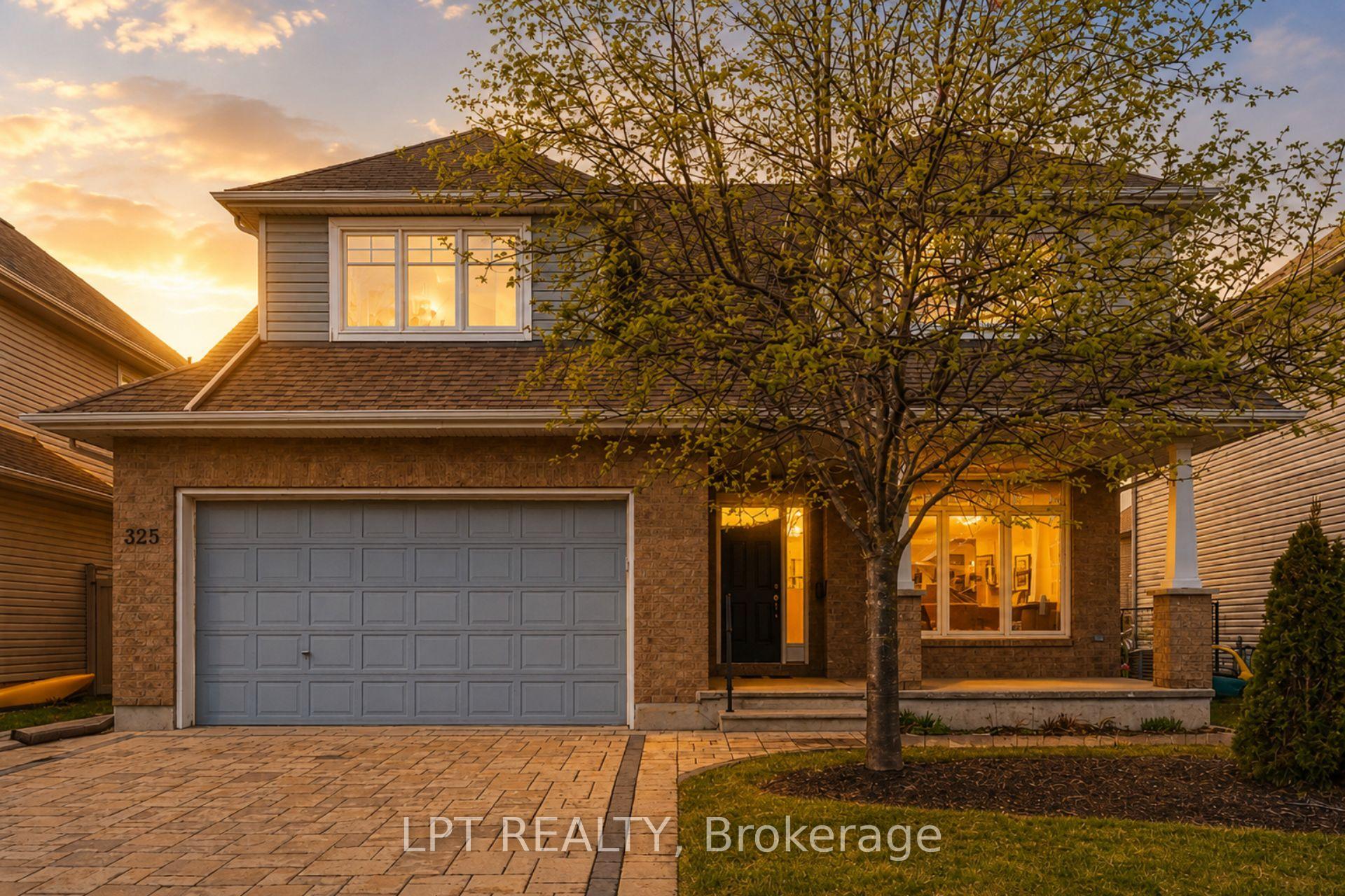 325 Creston Valley Way, Blossom Park - Airport and Area, ON K1T 0G6 — Blossom Park - Airport and Area, Ontario