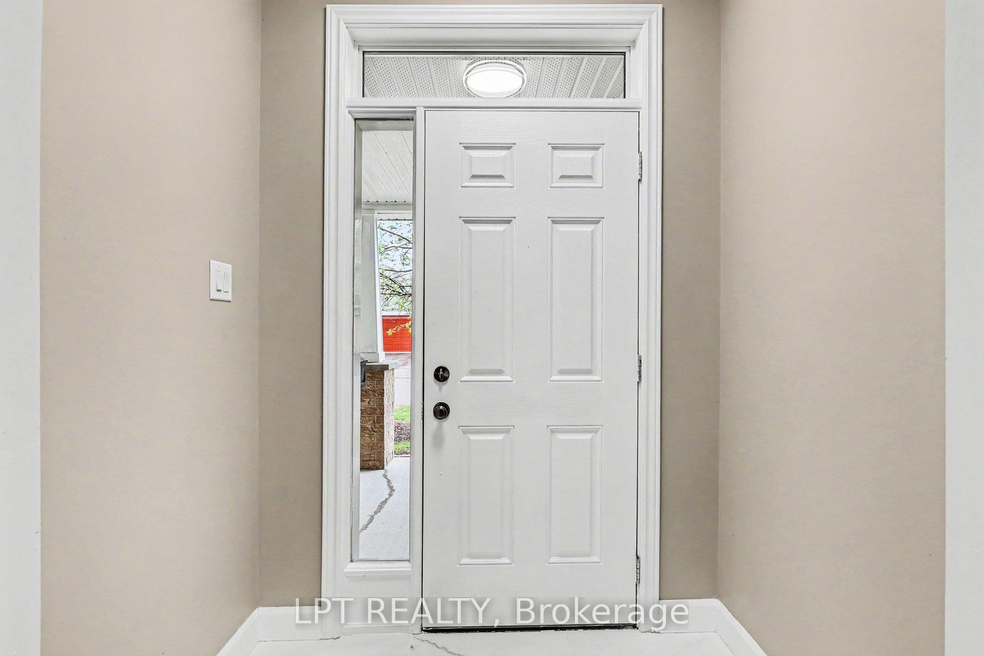 325 Creston Valley Way, Blossom Park - Airport and Area — photo 3 of 5