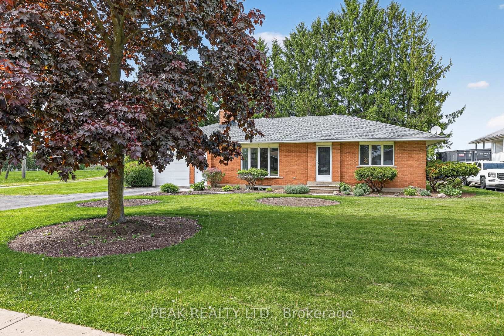 190 Snyder's Road W, Wilmot — photo 2 of 5