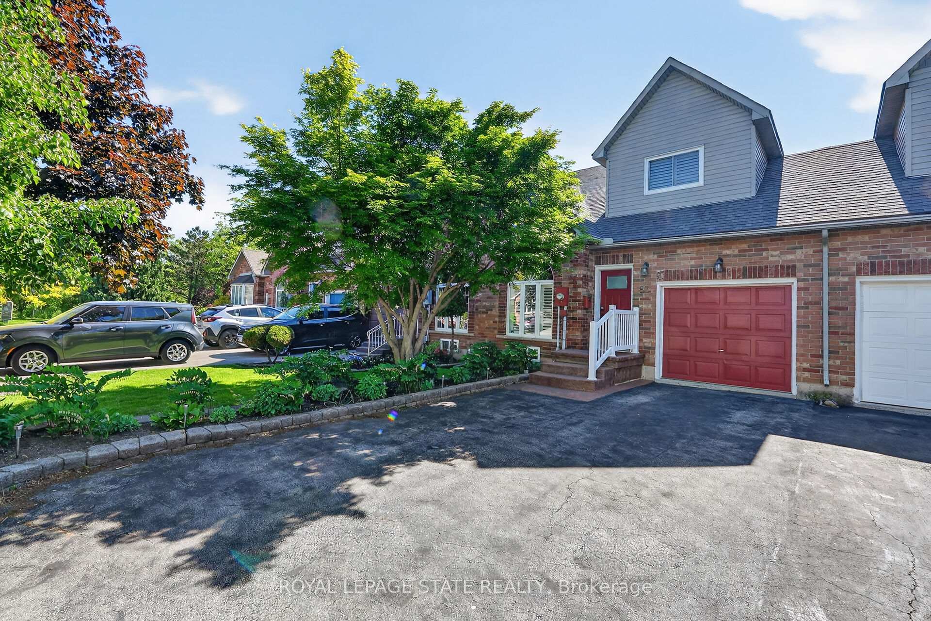 83 Morrison Crescent, Grimsby — photo 2 of 5