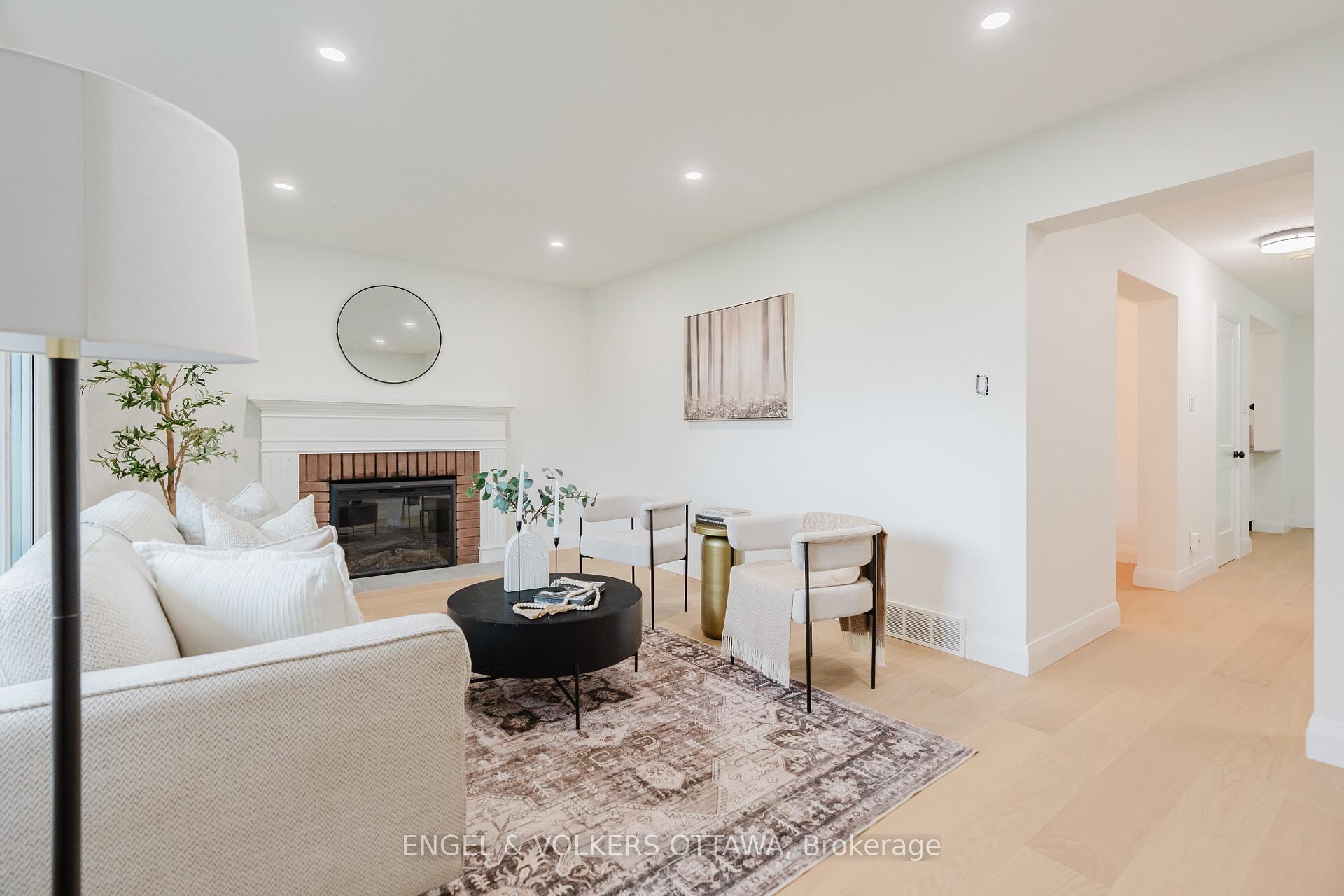 825 De Salaberry Street, Beacon Hill North - South and Area — photo 5 of 5