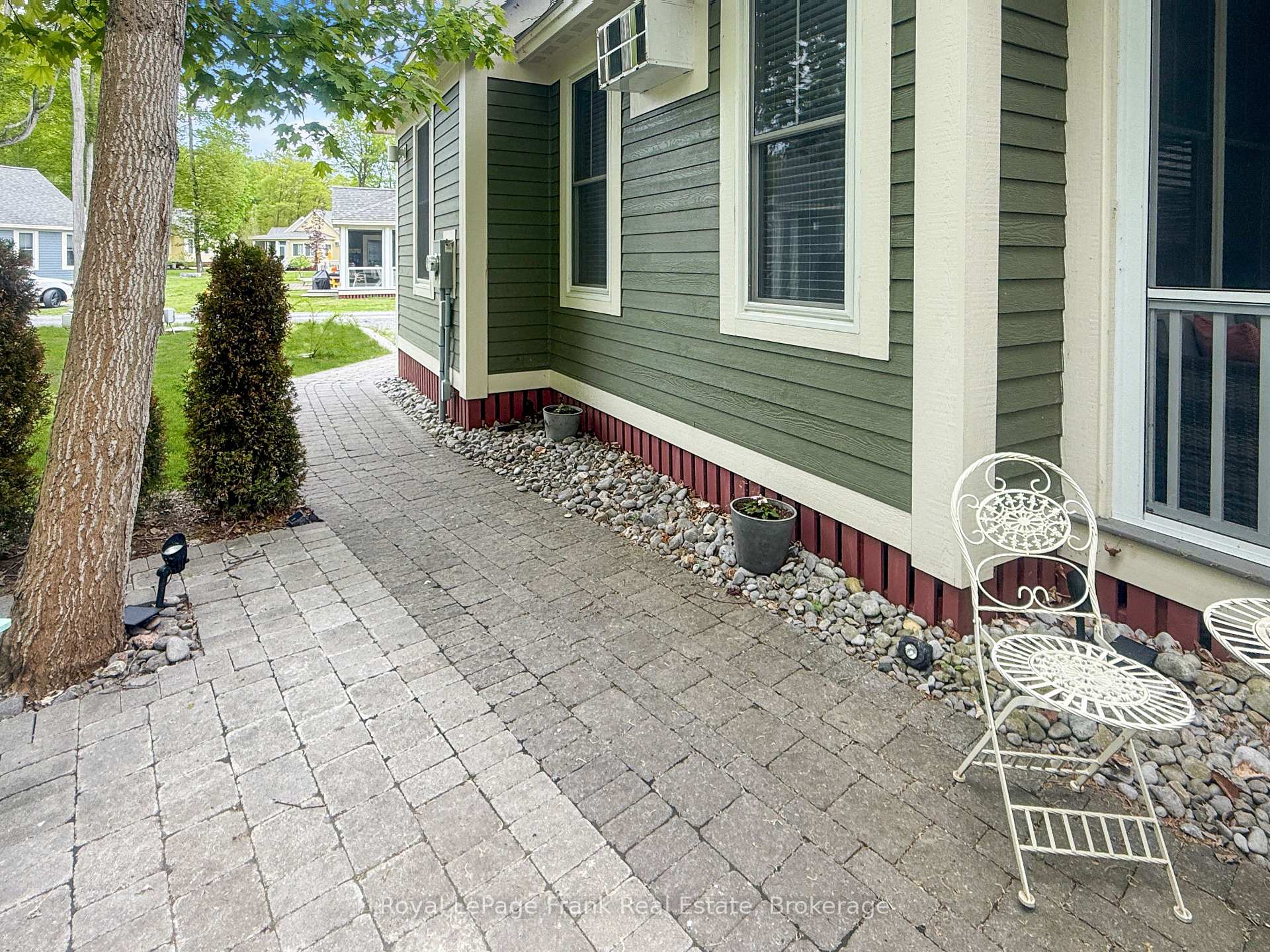 32 Hollow Lane 199, Prince Edward County — photo 5 of 5