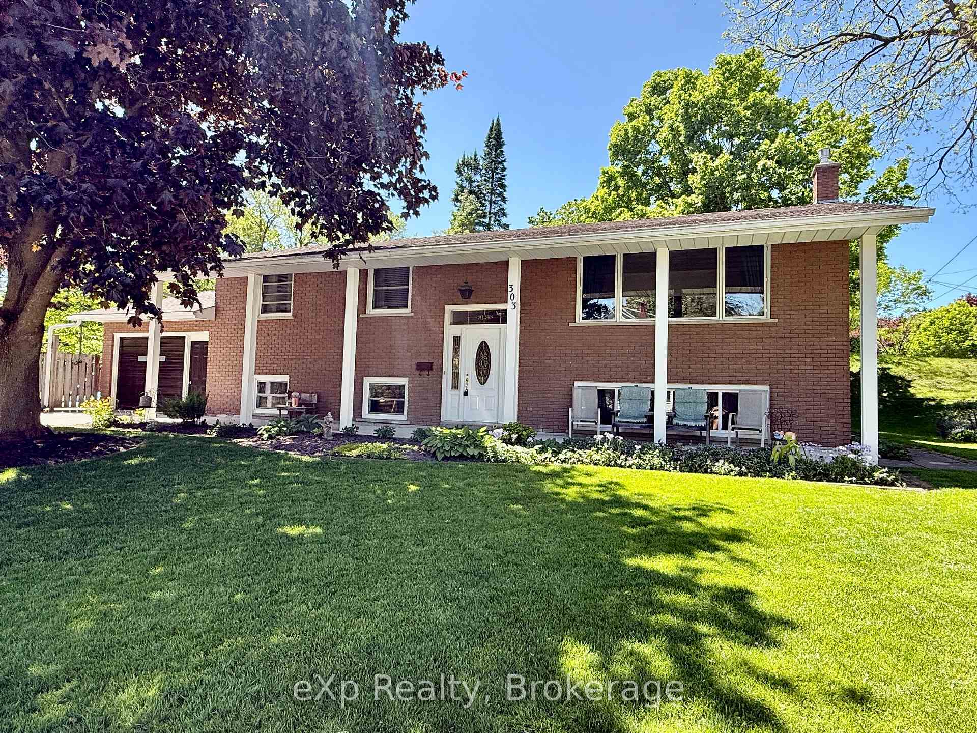 303 Mary Street, Brockton, ON N0G 2V0 — Brockton, Ontario