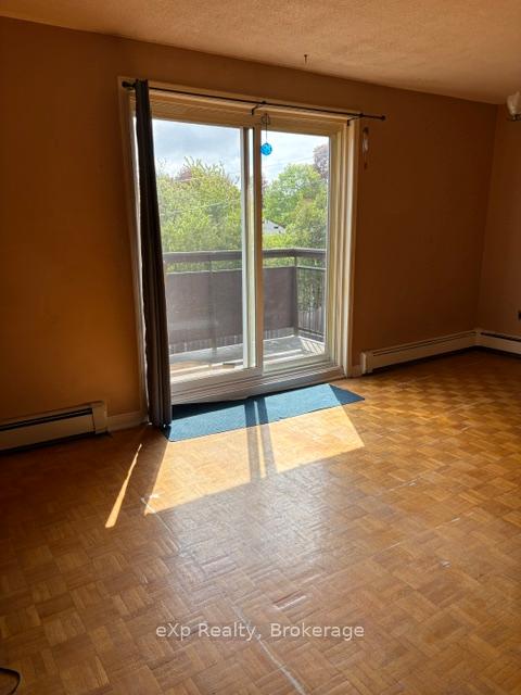925 10th Avenue E 303, Owen Sound — photo 3 of 5