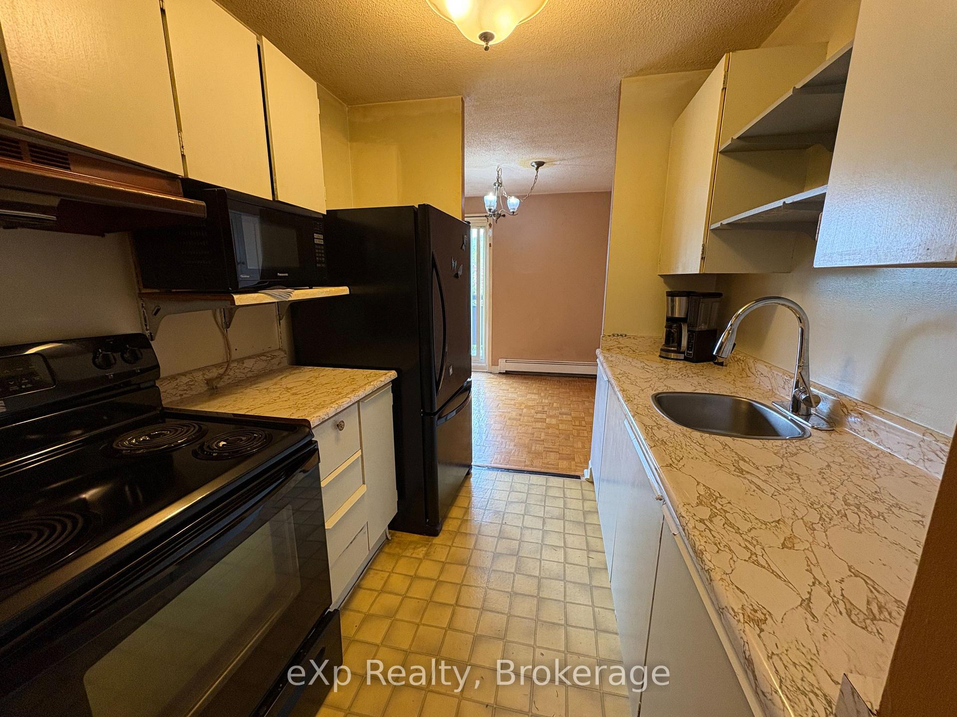 925 10th Avenue E 303, Owen Sound — photo 4 of 5