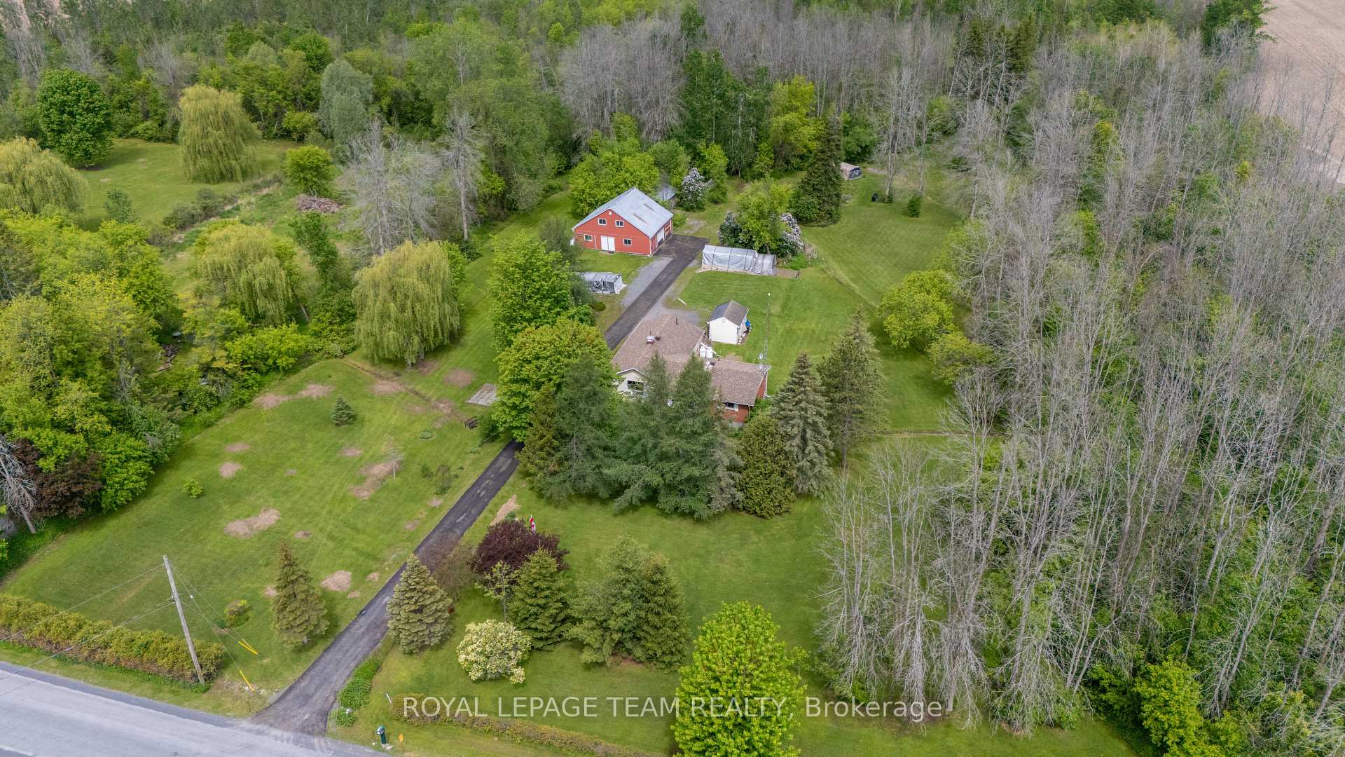 15615 Dixon Road, South Stormont — photo 2 of 5