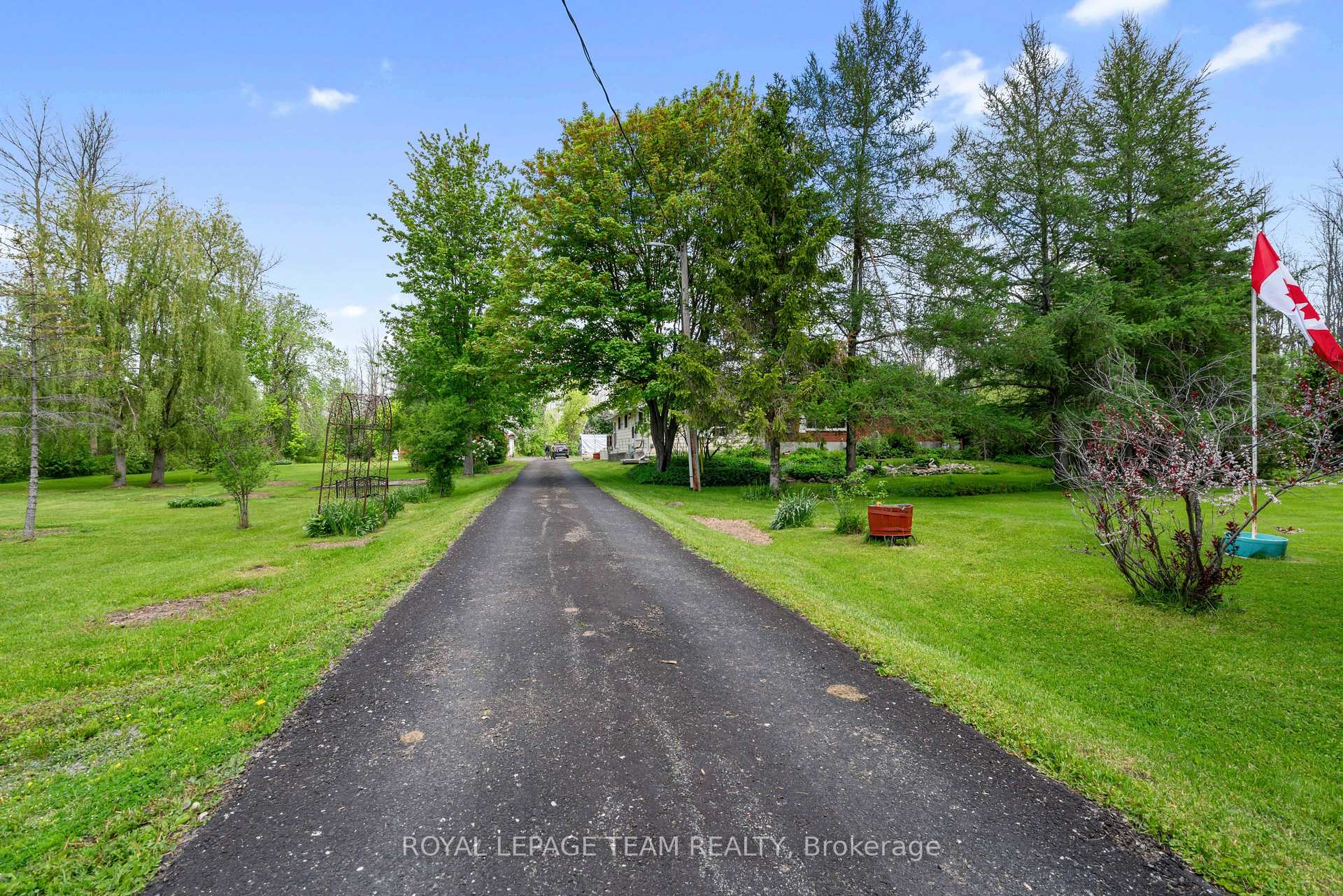 15615 Dixon Road, South Stormont — photo 5 of 5