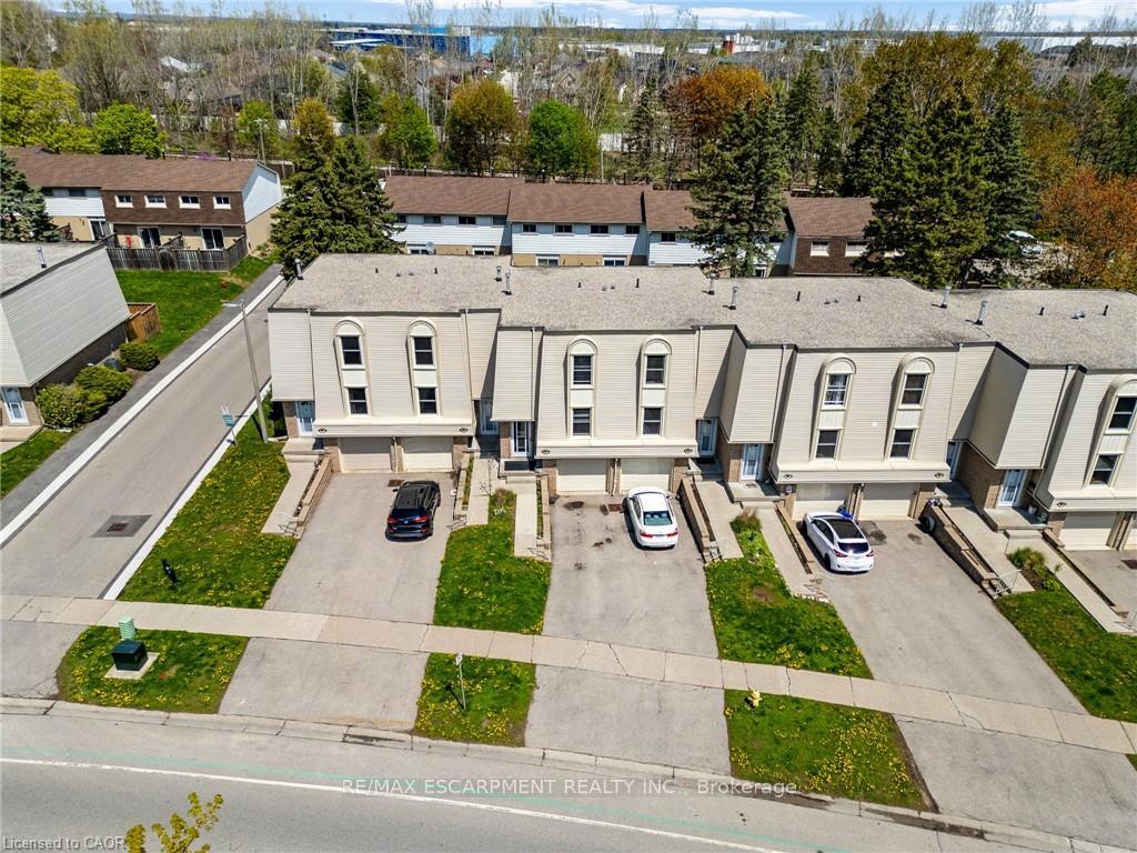 662 Grey Street C, Brantford — photo 5 of 5