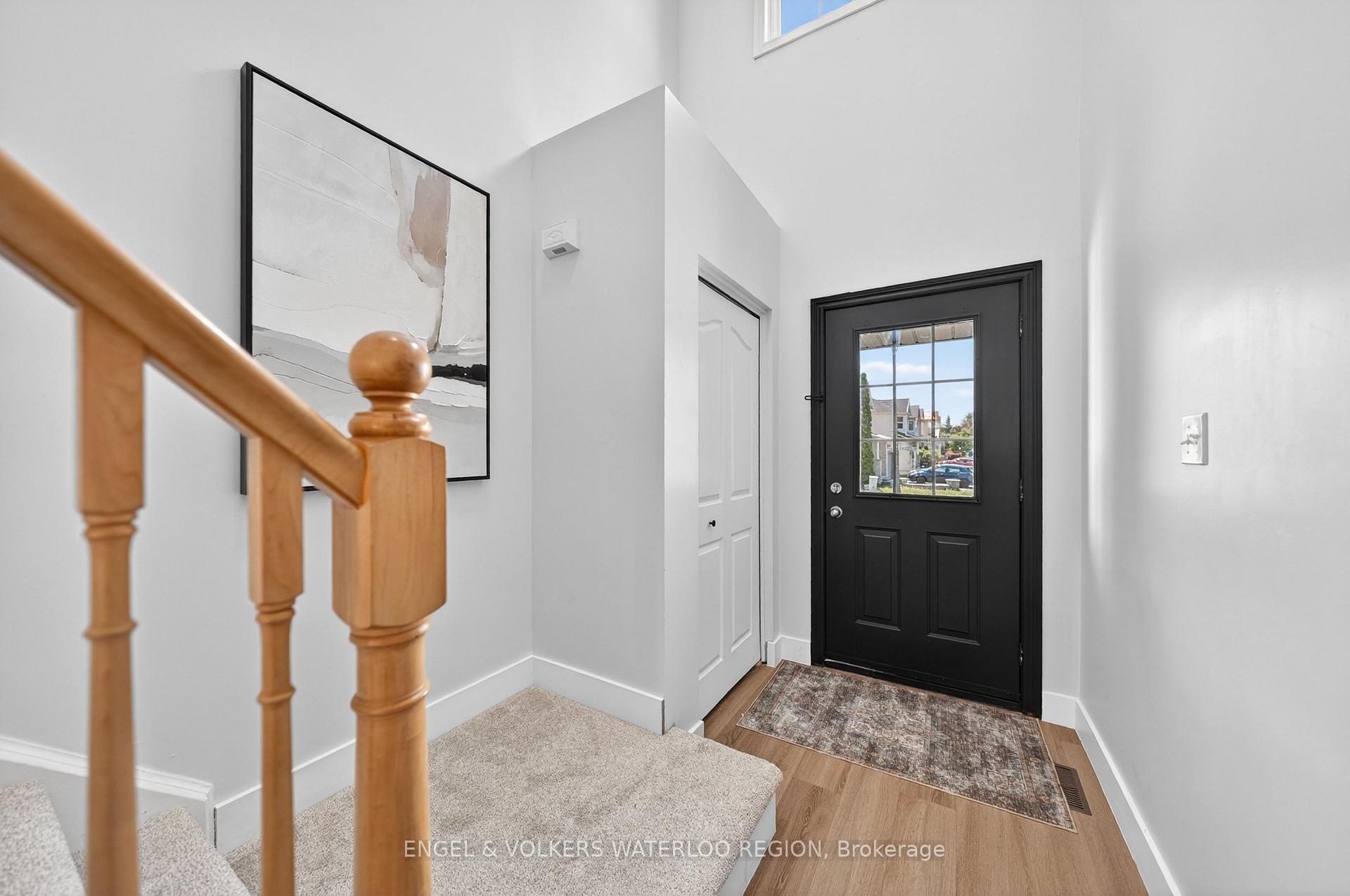 857 Brandenburg Boulevard, Waterloo — photo 5 of 5