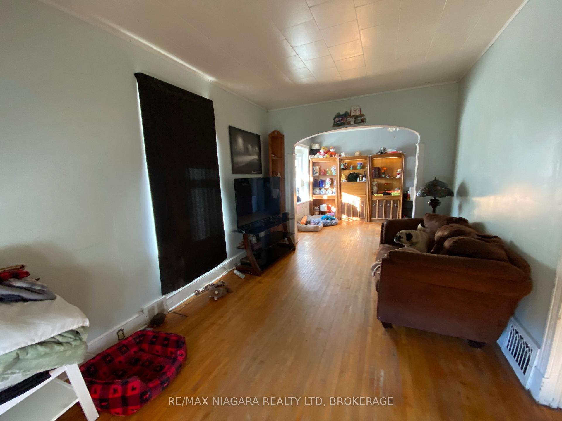 84 Waterloo Street, Fort Erie — photo 5 of 5