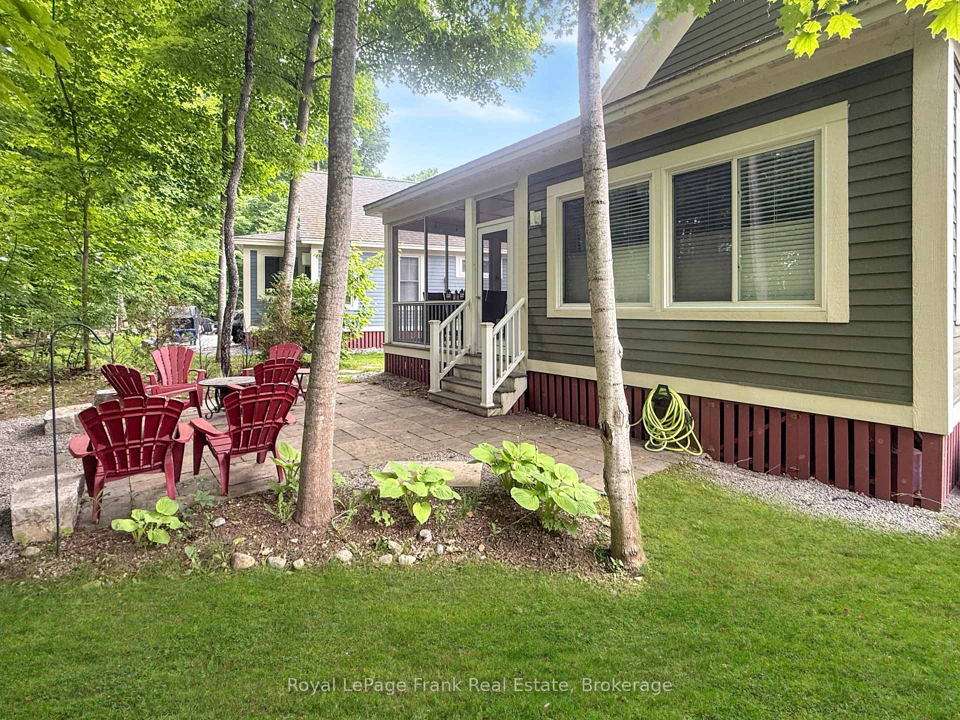 50 Hollow Lane 209, Prince Edward County — photo 3 of 5
