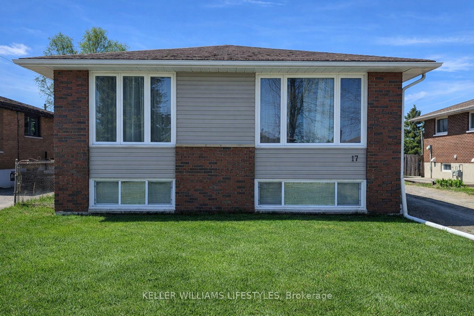 17 Nightingale Drive, North Bay — photo 2 of 5