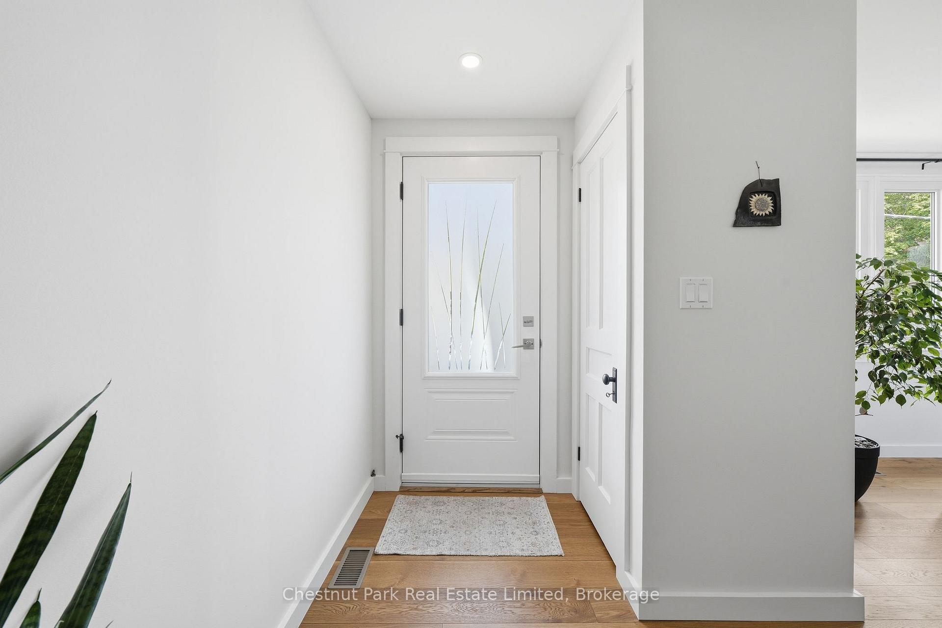 16 Jane Street, Prince Edward County — photo 5 of 5
