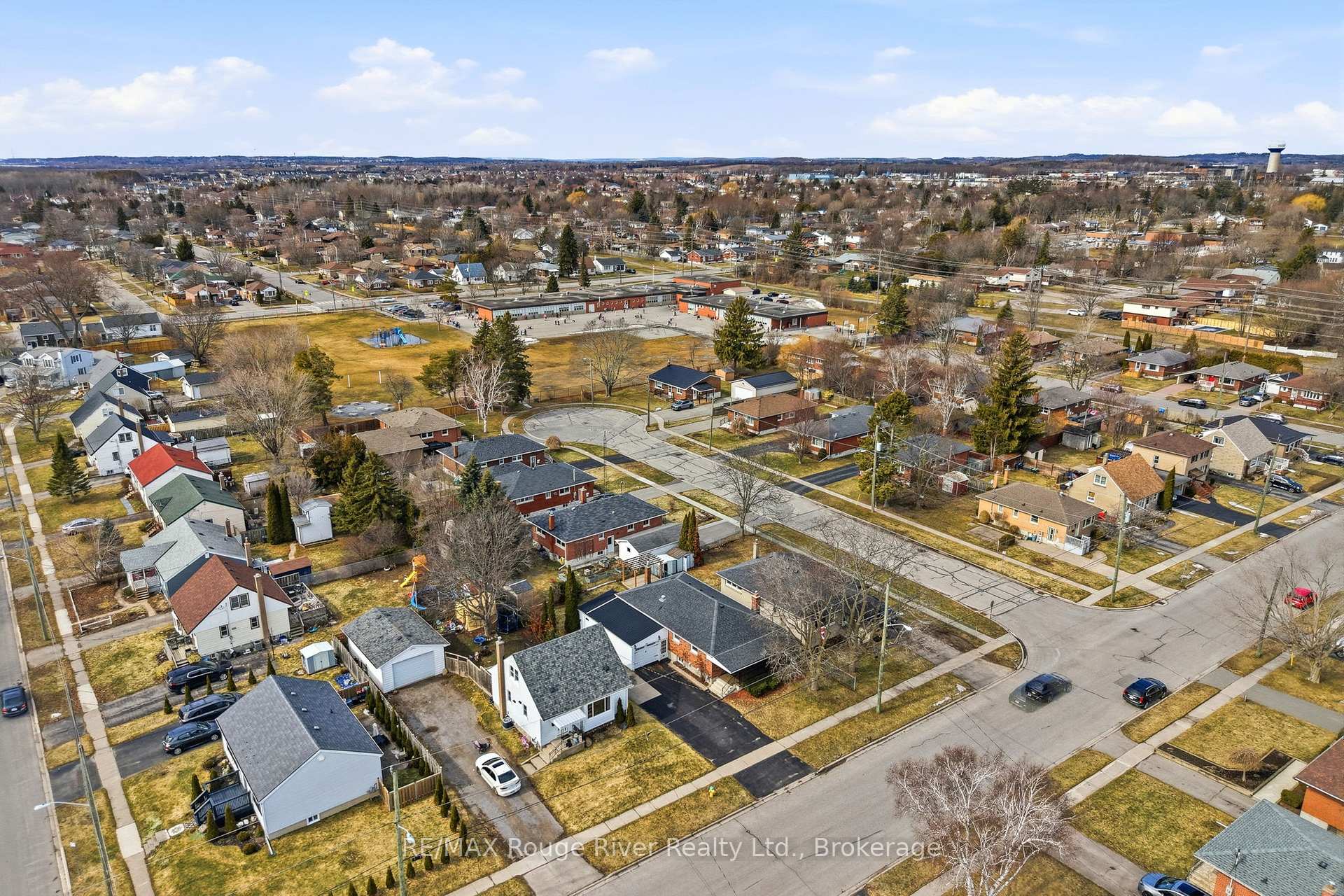 577 Sinclair Street, Cobourg — photo 4 of 5