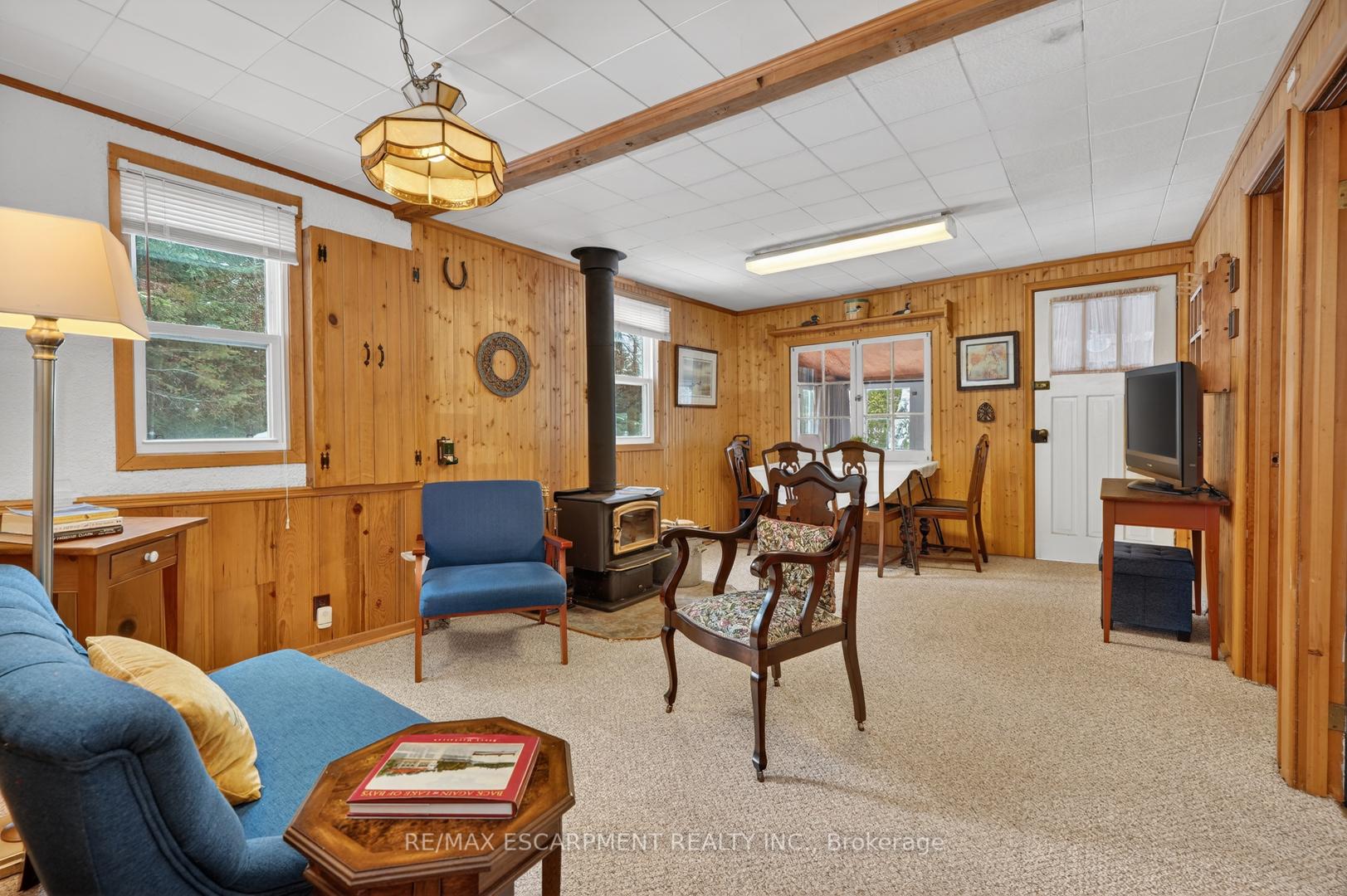 1257 Paint Lake Road, Lake of Bays — photo 3 of 5