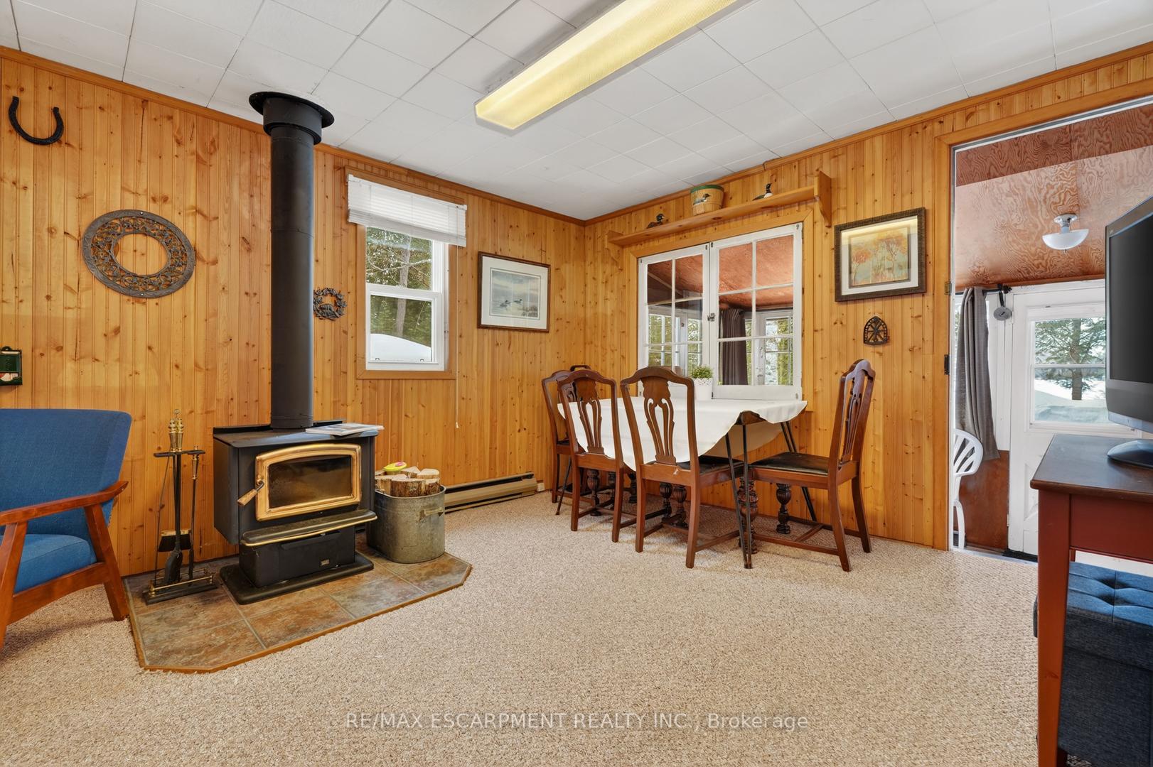 1257 Paint Lake Road, Lake of Bays — photo 4 of 5