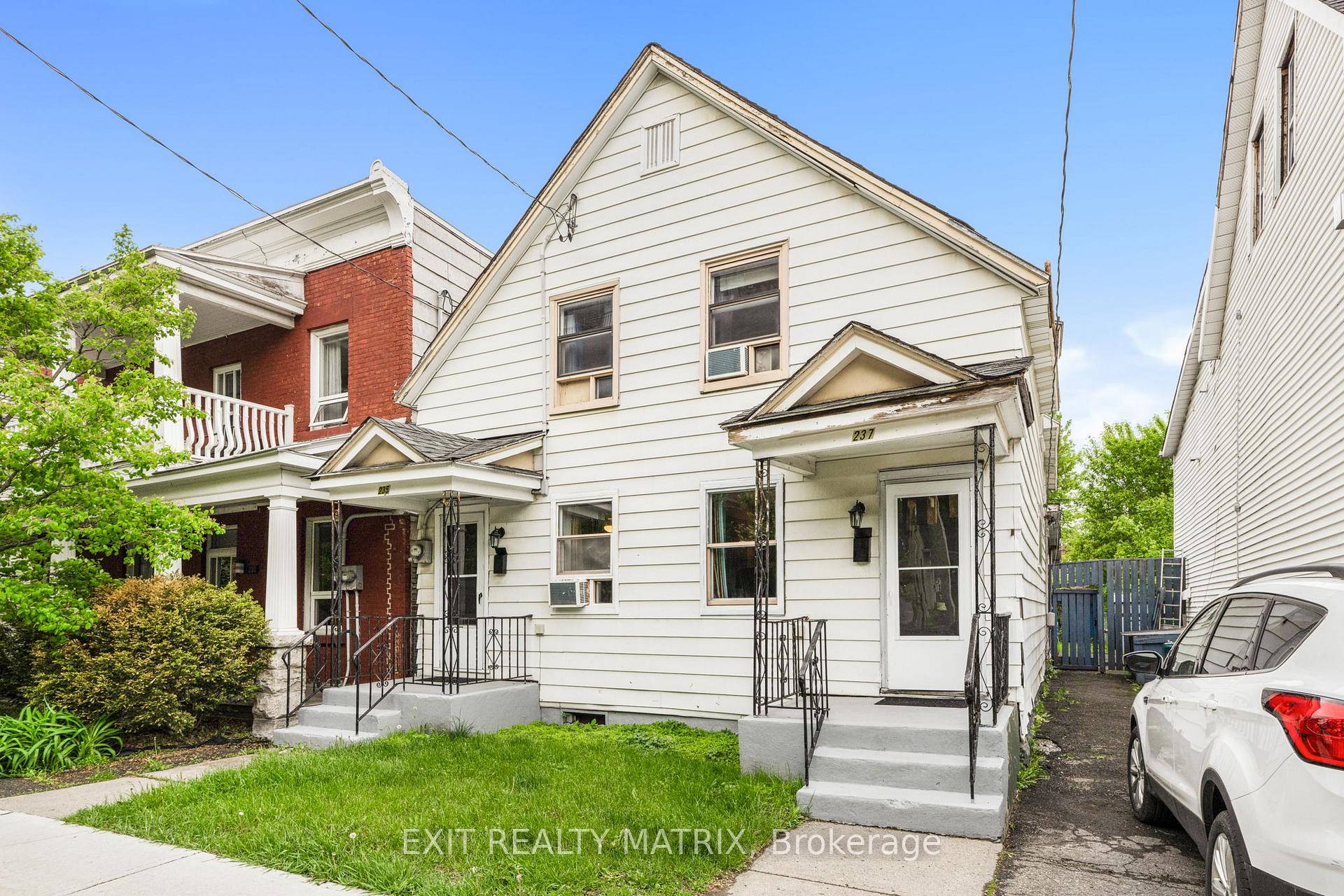 235-237 Guigues Avenue, Lower Town - Sandy Hill — photo 3 of 5