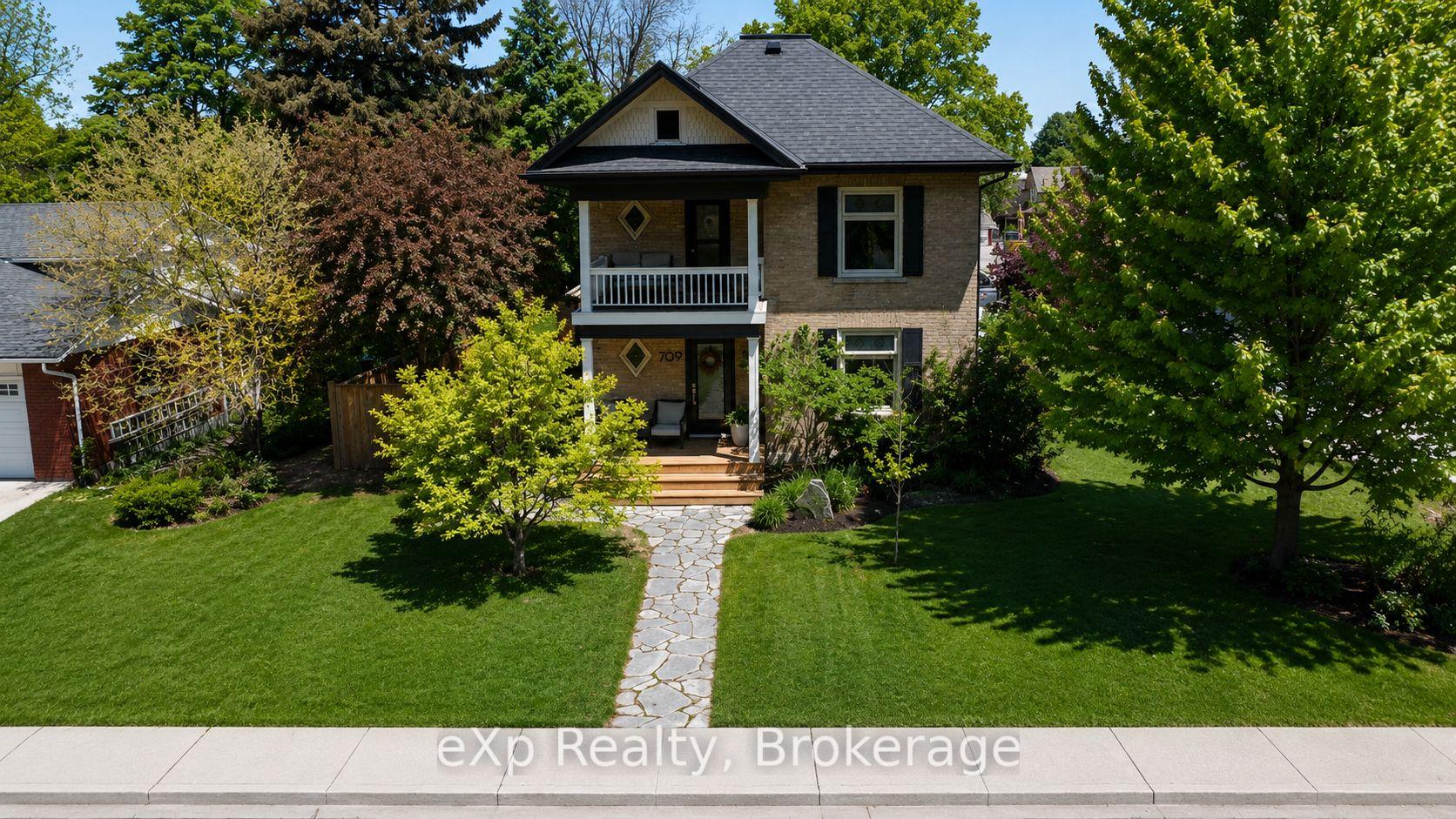 709 Green Street, Saugeen Shores — photo 2 of 5