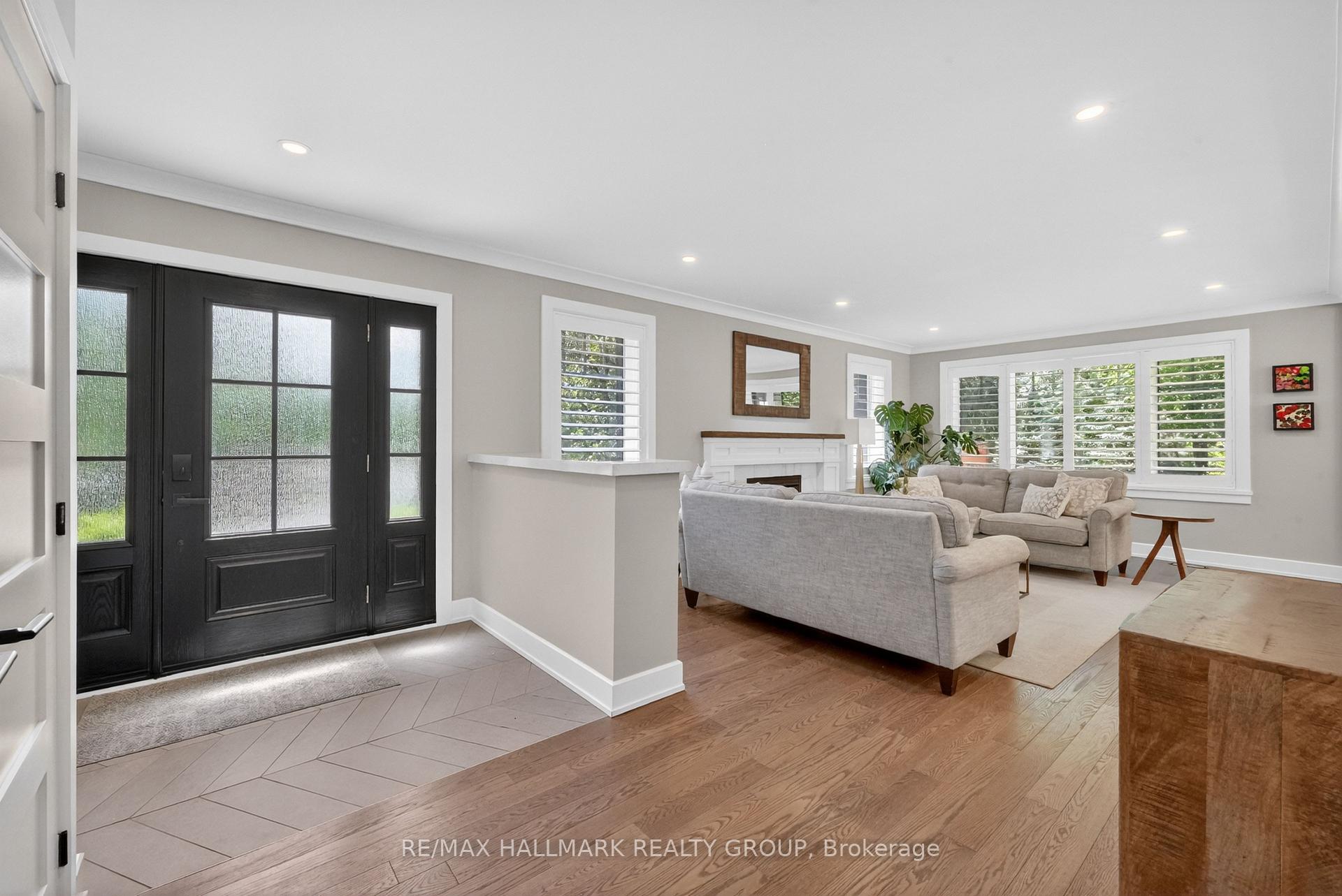 22 CEDAR Road, Beacon Hill North - South and Area — photo 4 of 5