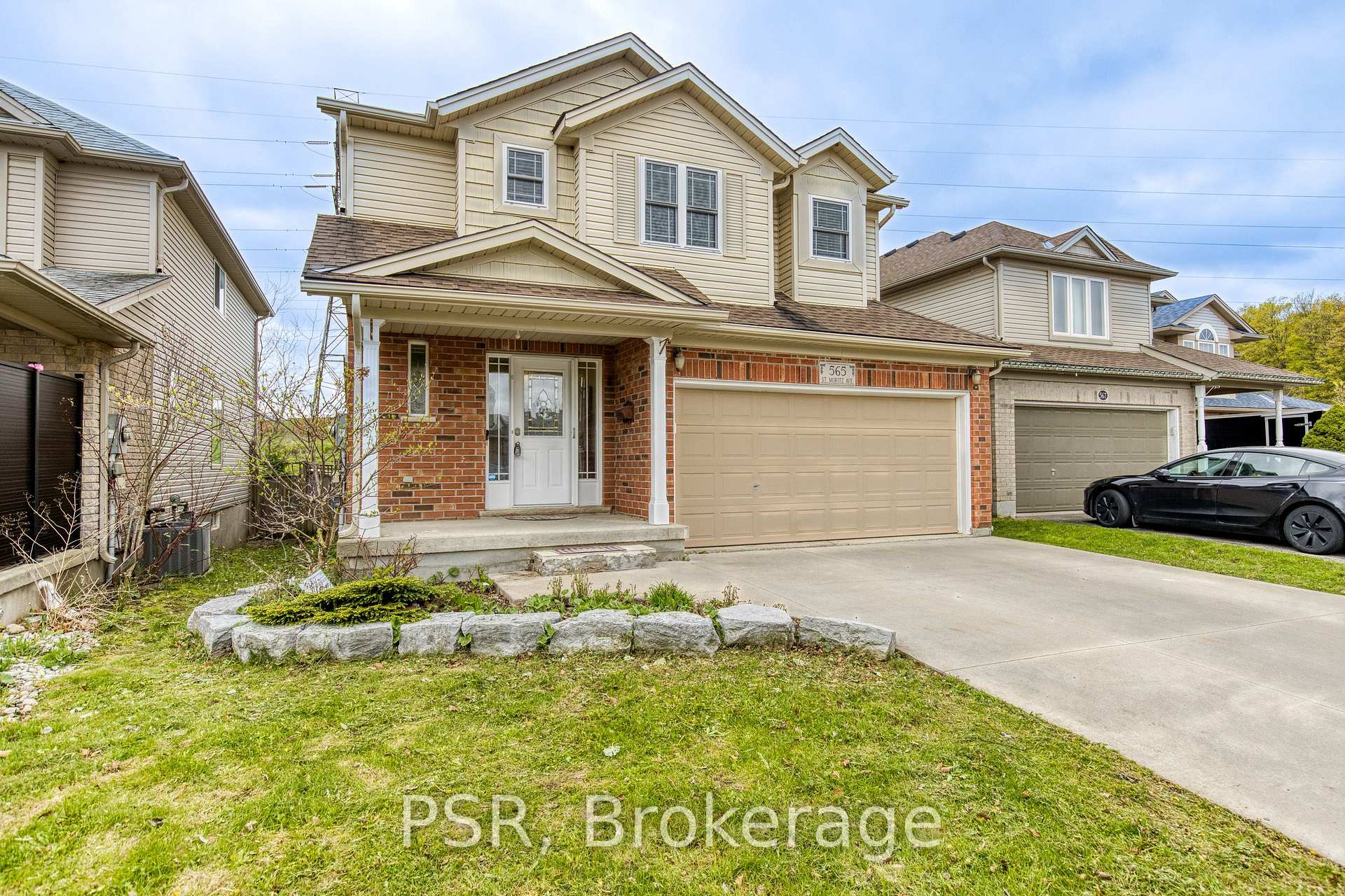 565 St Moritz Avenue, Waterloo, ON N2T 2Z3 — Waterloo, Ontario