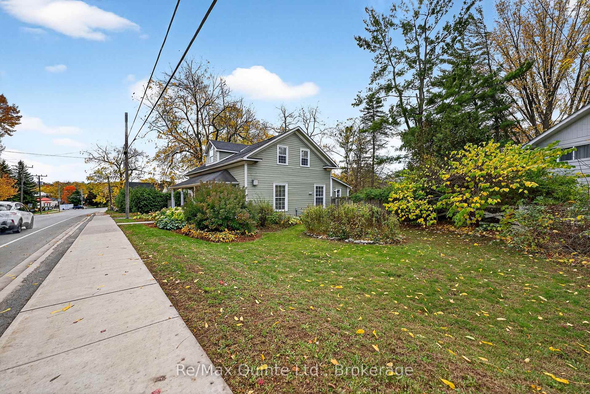 15 Talbot Street, Prince Edward County — photo 3 of 5