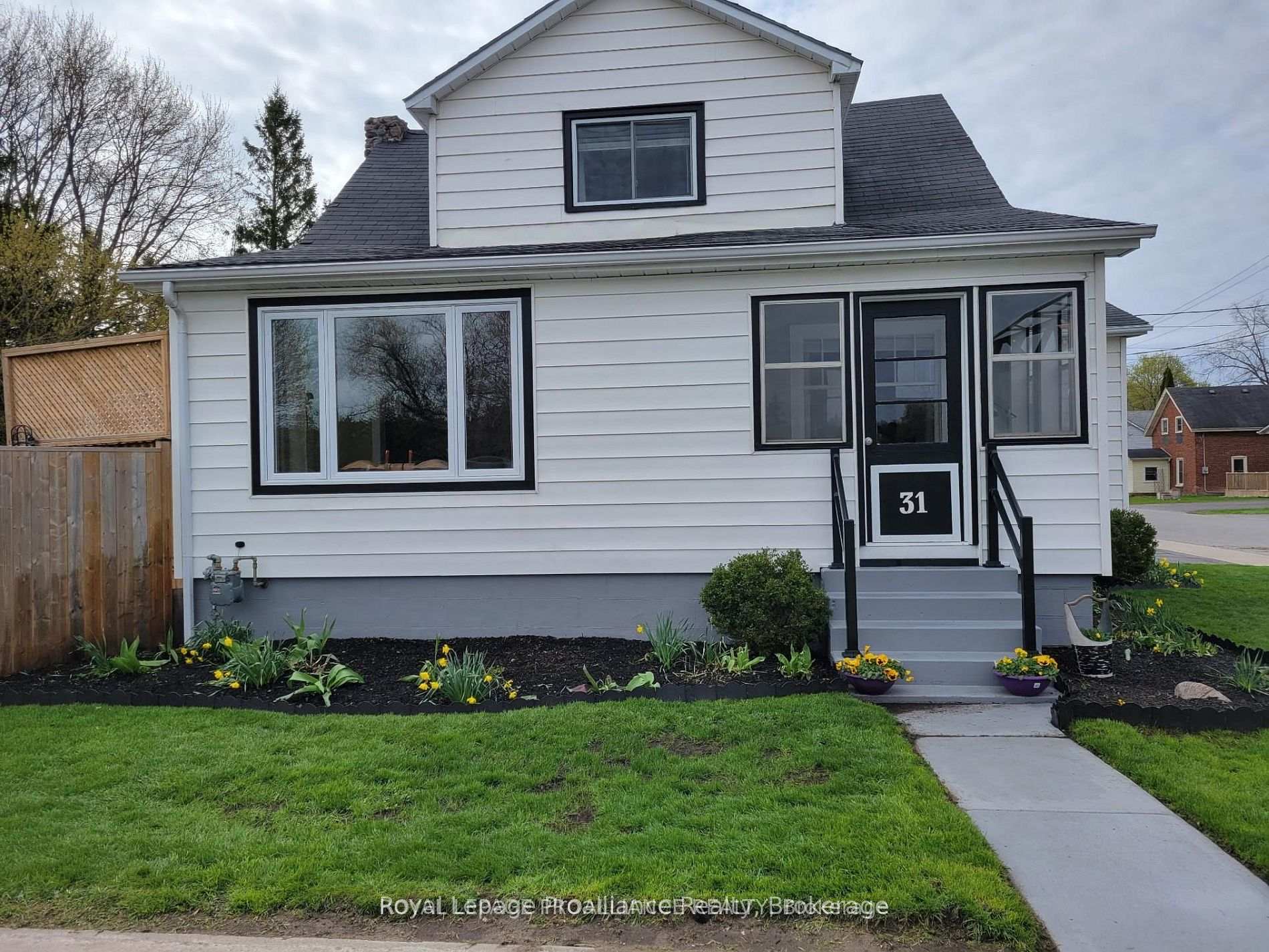 31 Elizabeth Street, Brighton, ON K0K 1H0 — Brighton, Ontario