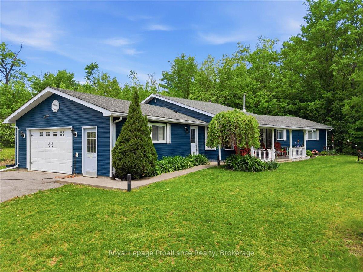 33 Woodridge Drive, Madoc — photo 2 of 5