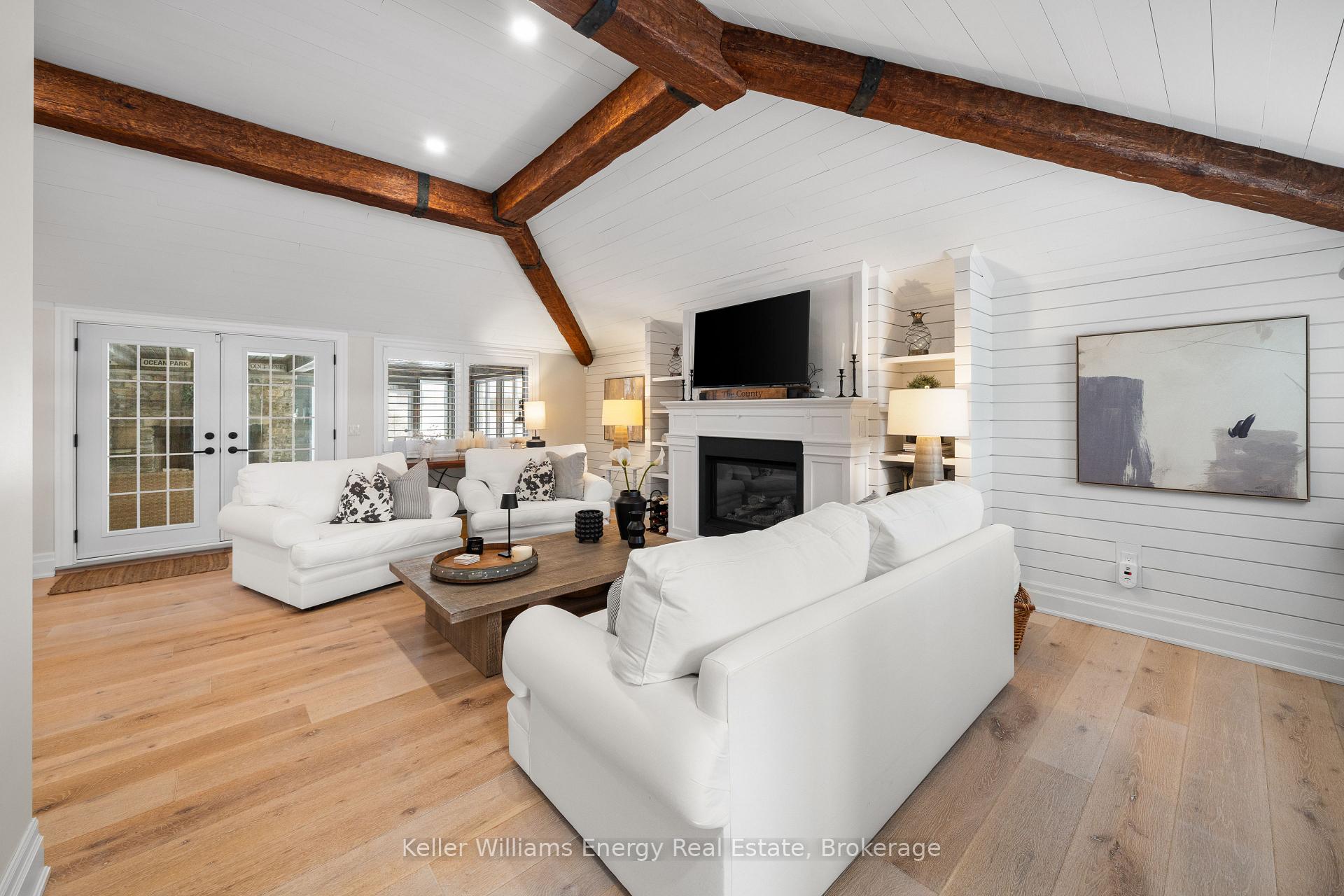 1245 Miller Road, Prince Edward County — photo 2 of 5
