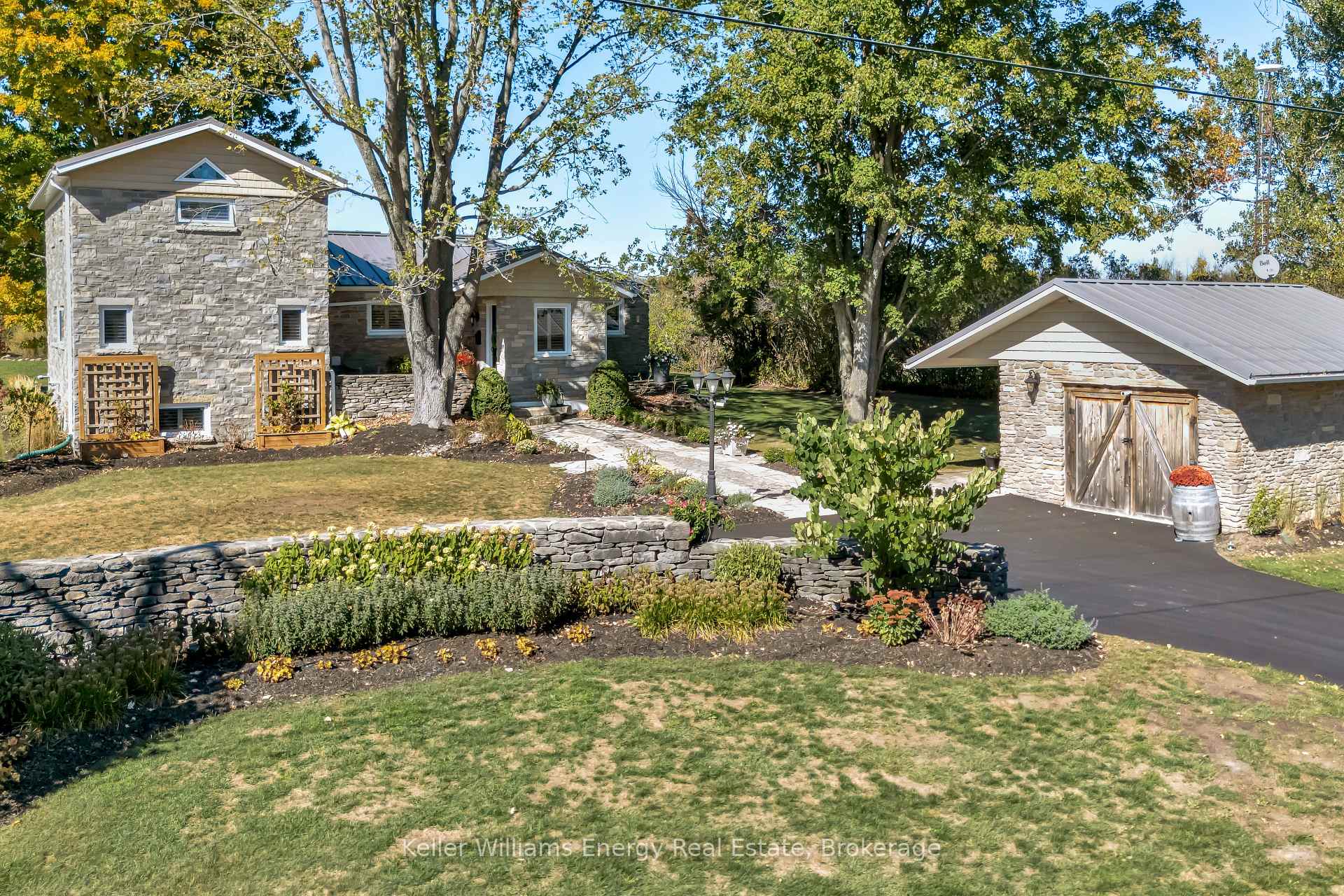 1245 Miller Road, Prince Edward County — photo 5 of 5